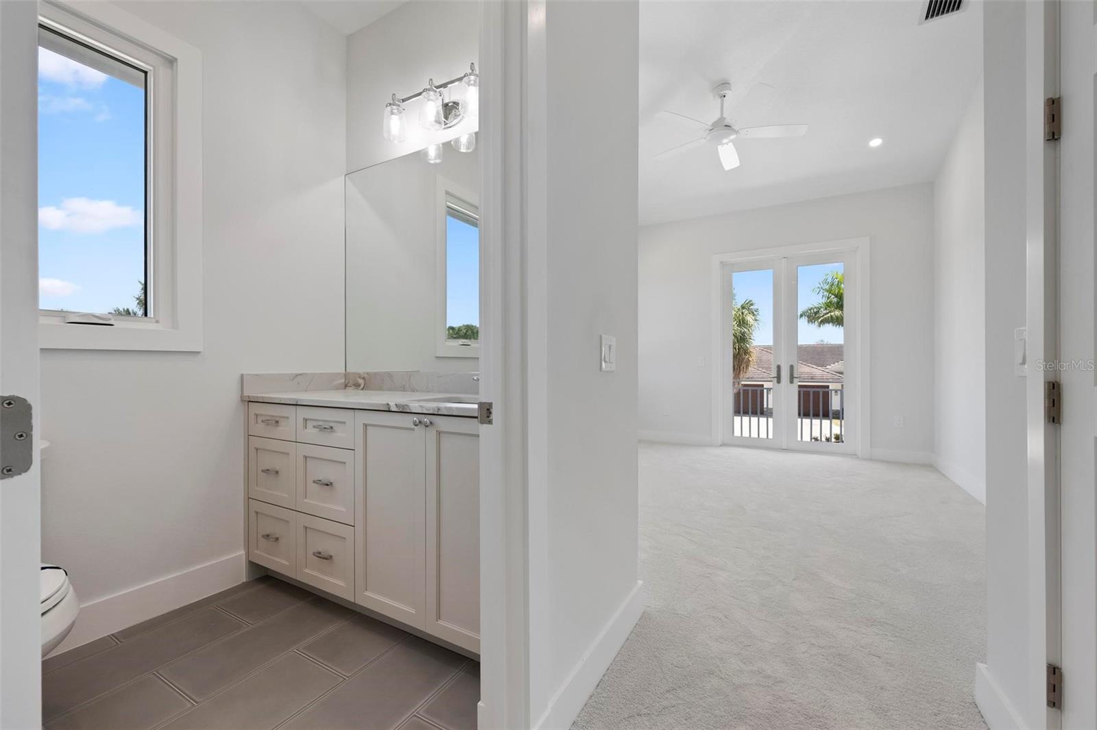 A4676632 Property Photo