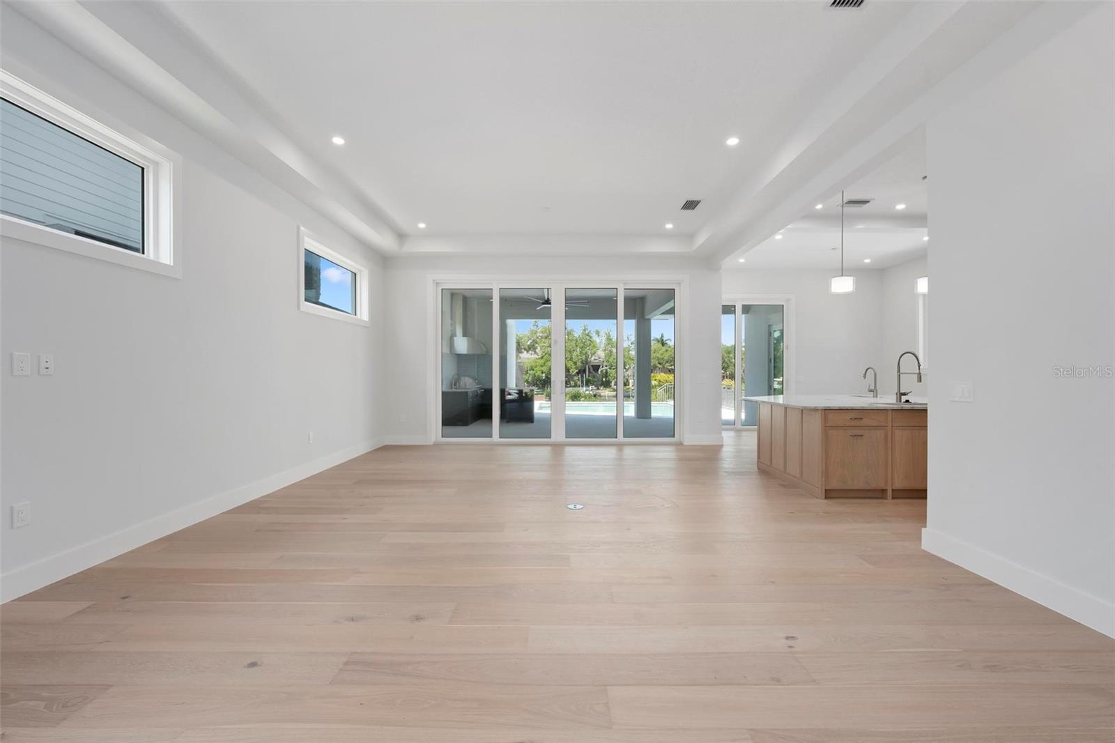 A4676632 Property Photo