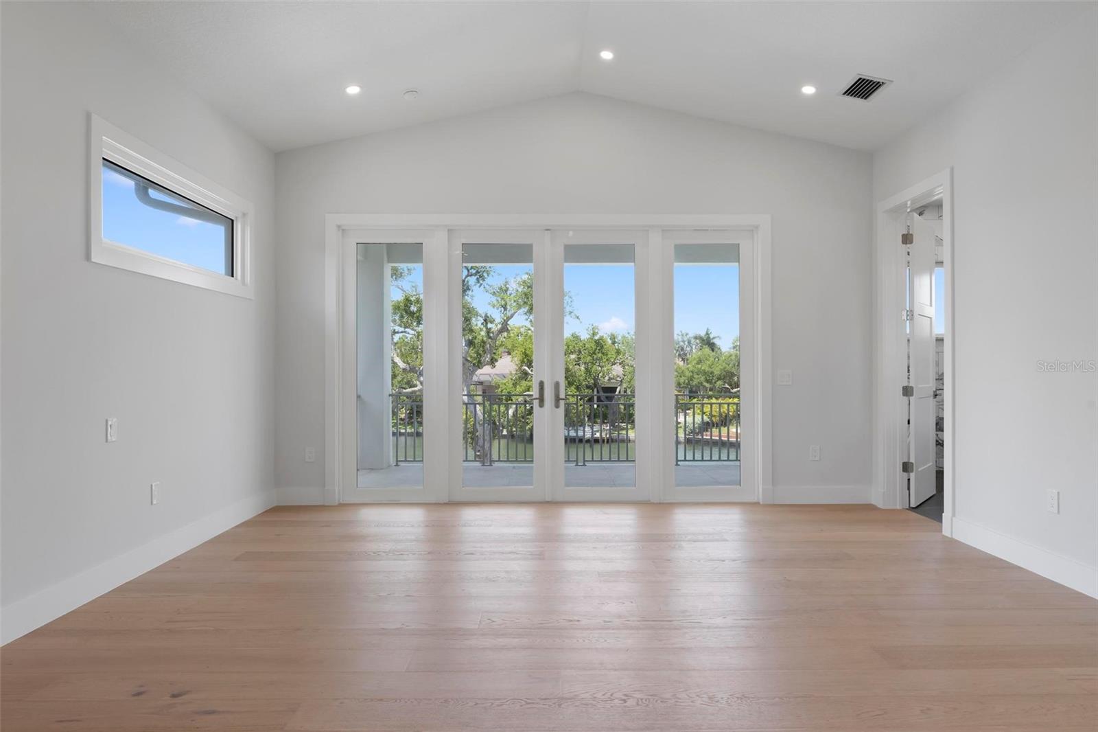 A4676632 Property Photo