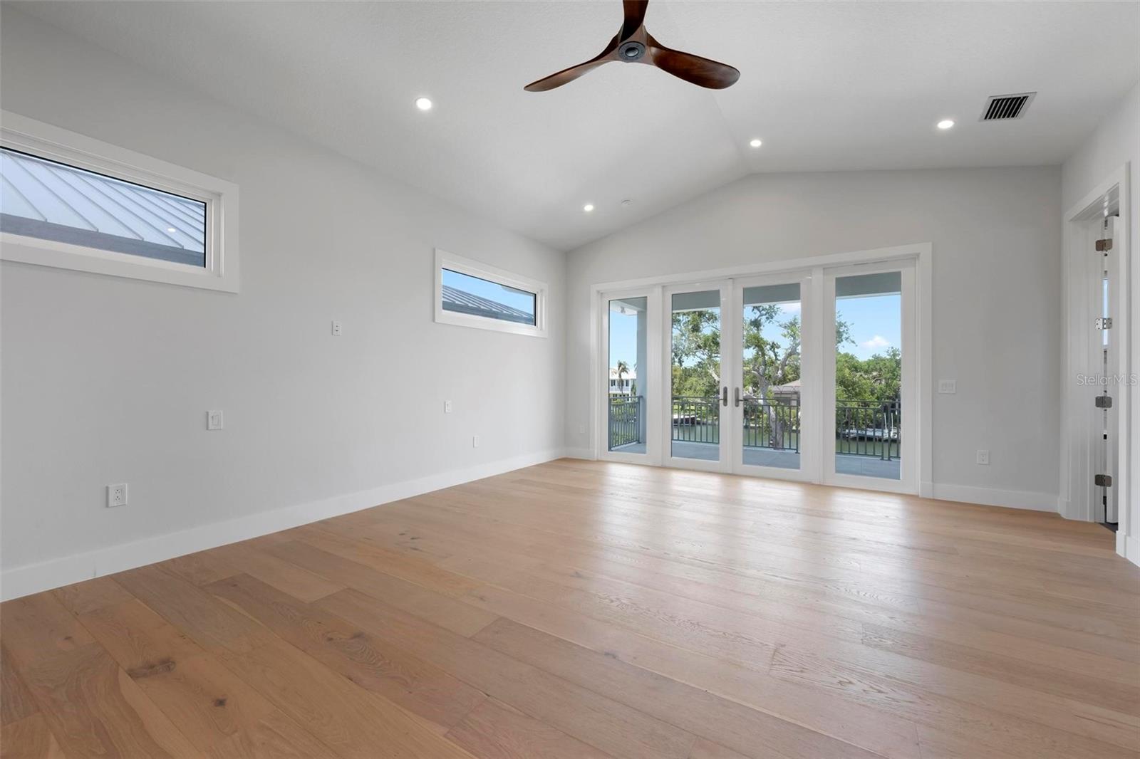 A4676632 Property Photo