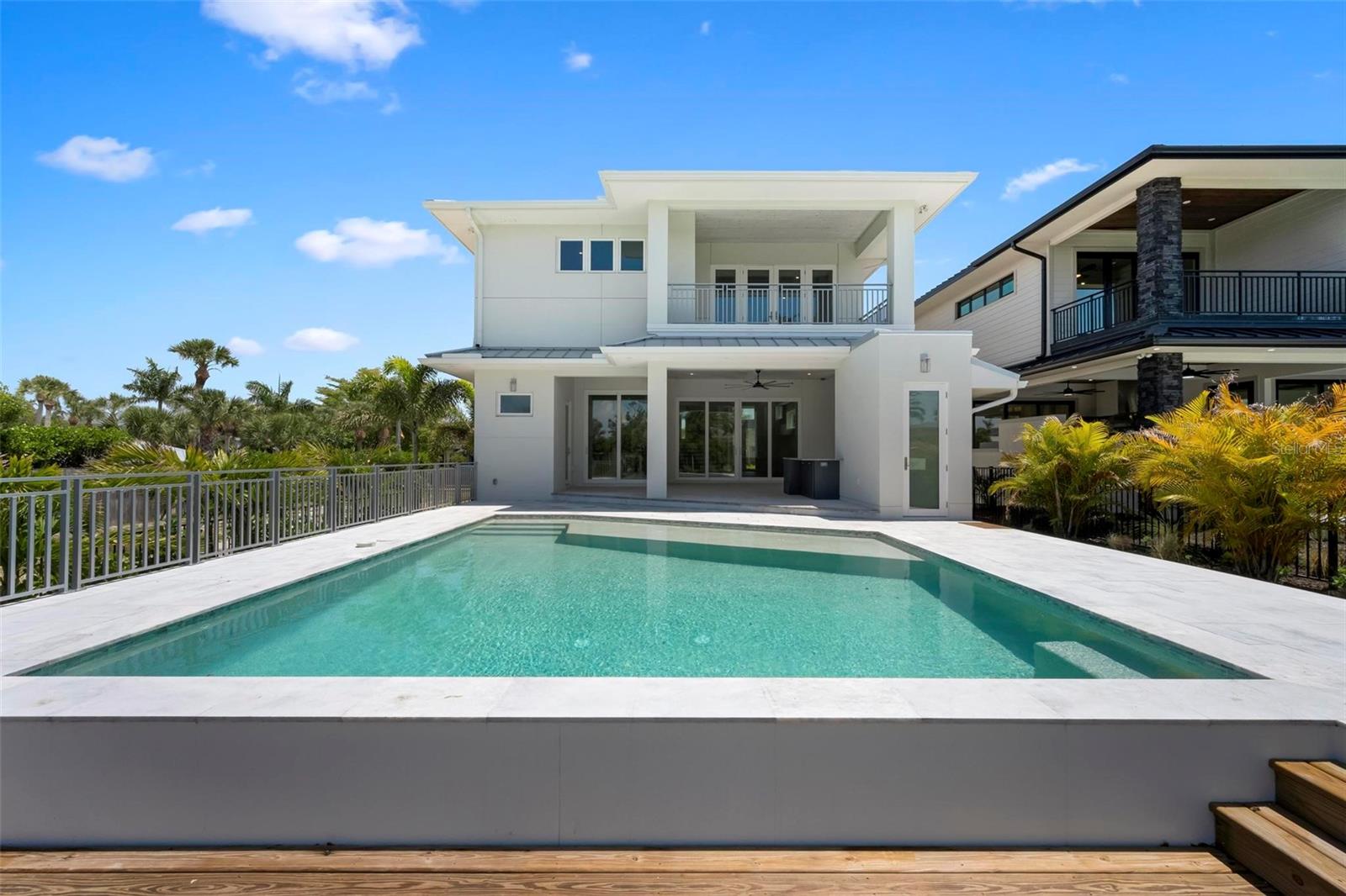 A4676632 Property Photo