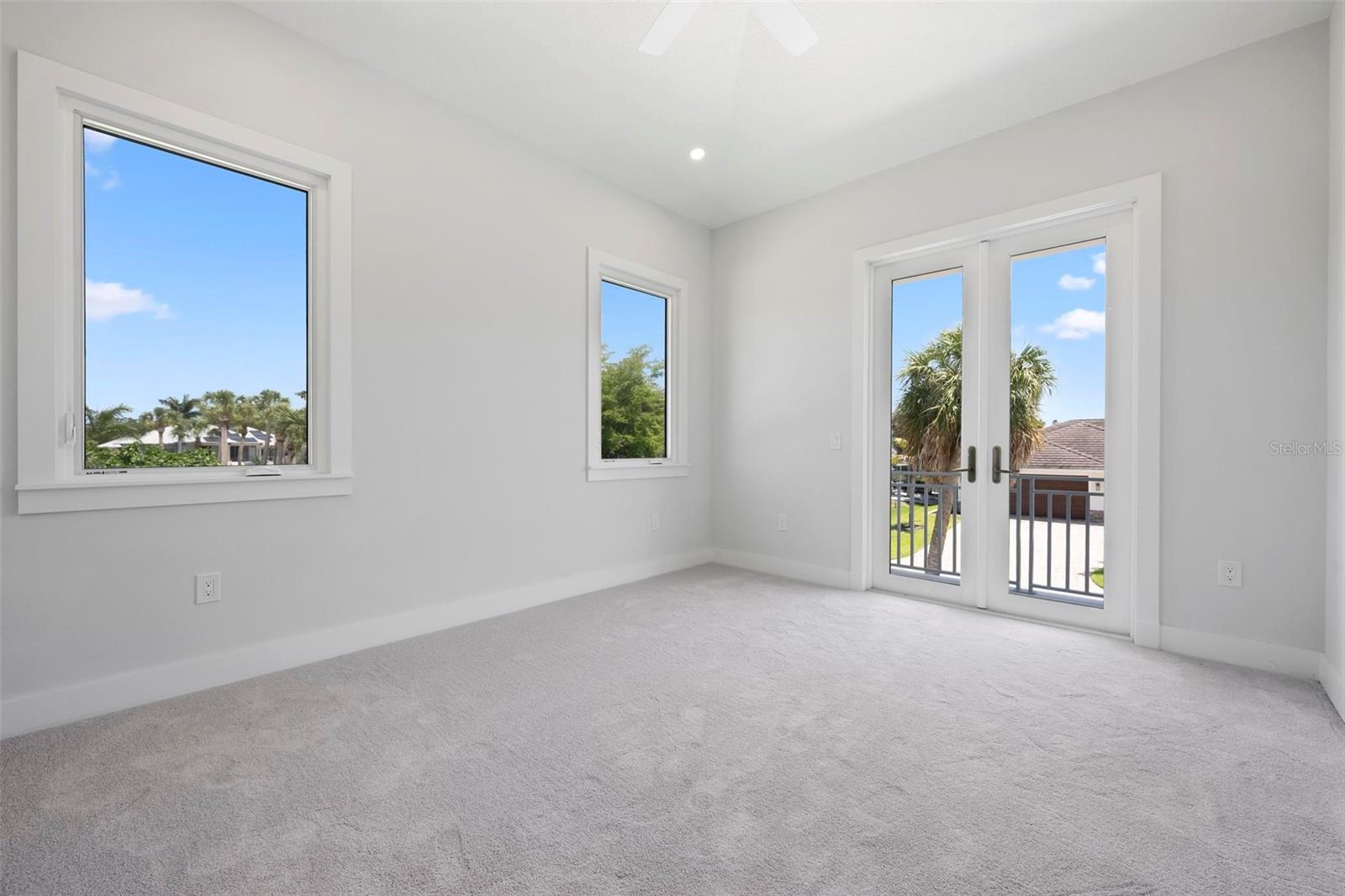 A4676632 Property Photo