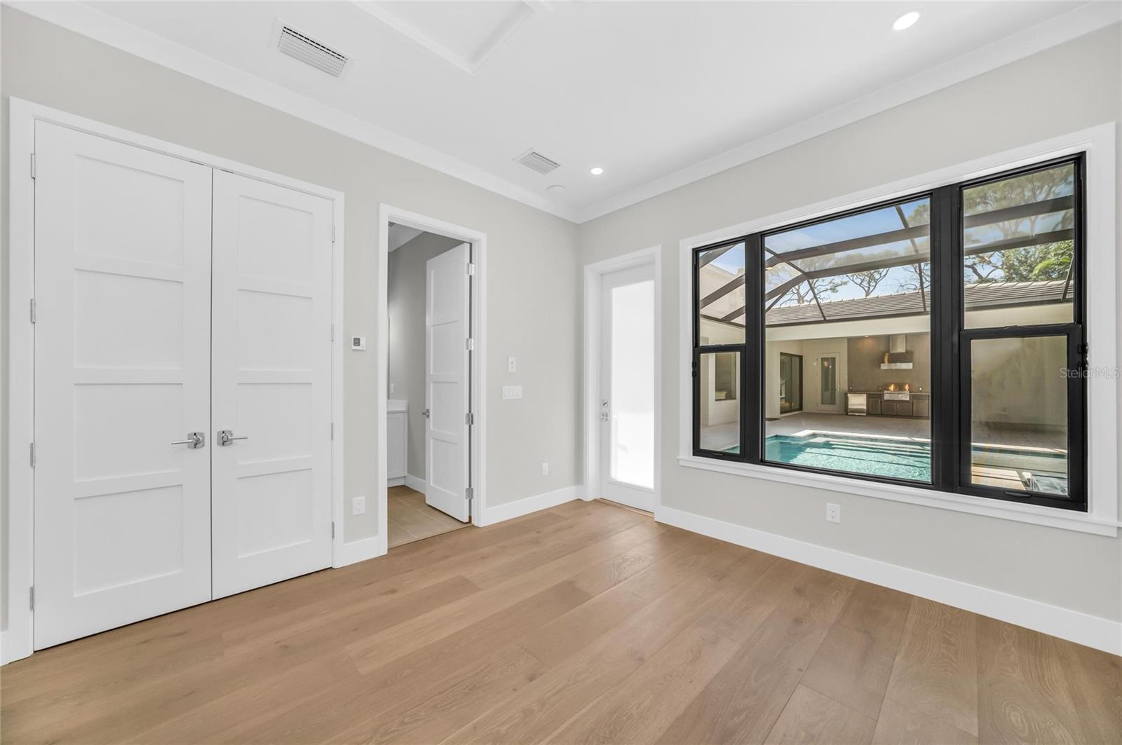 A4676686 Property Photo