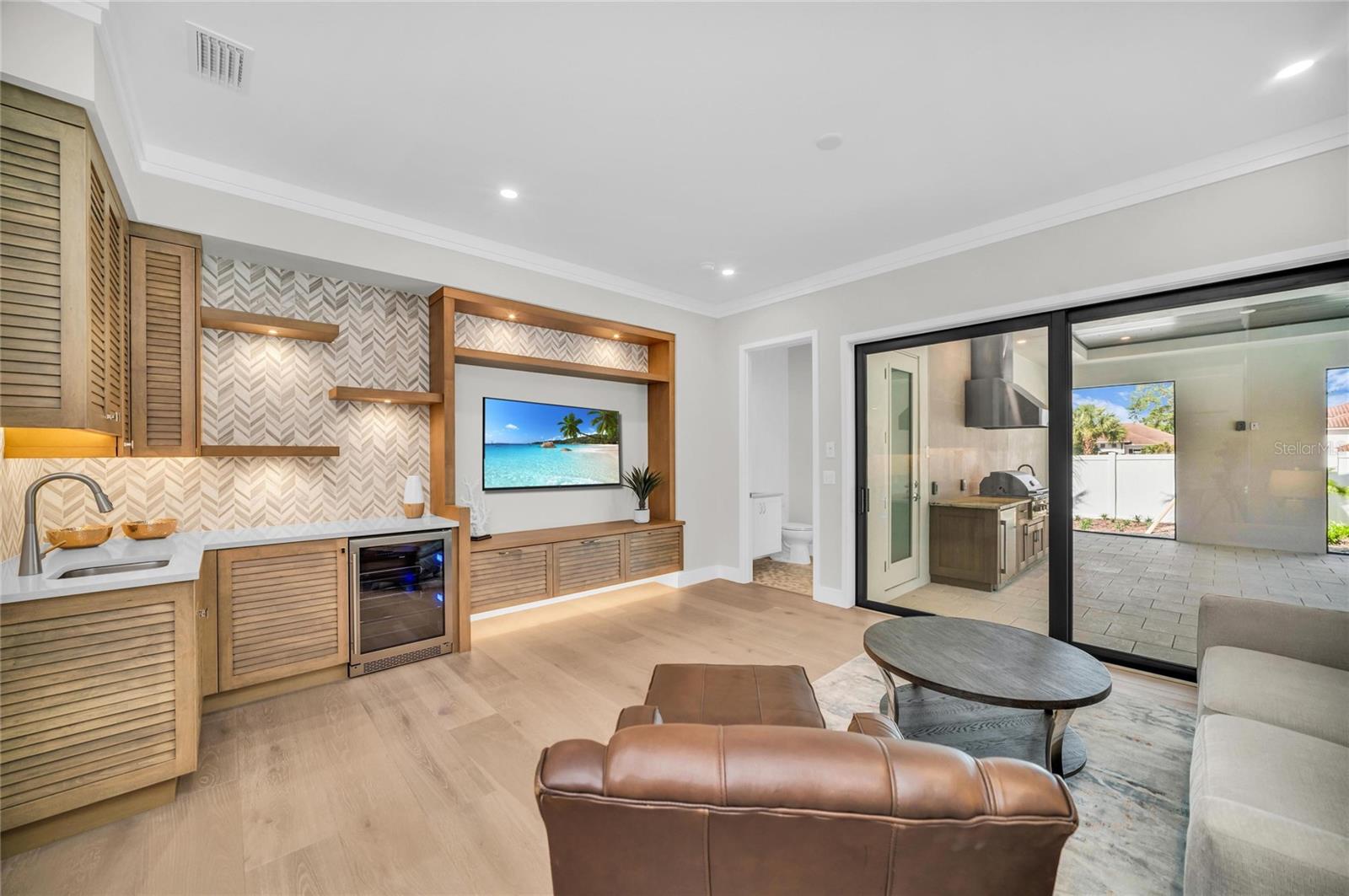 A4676686 Property Photo