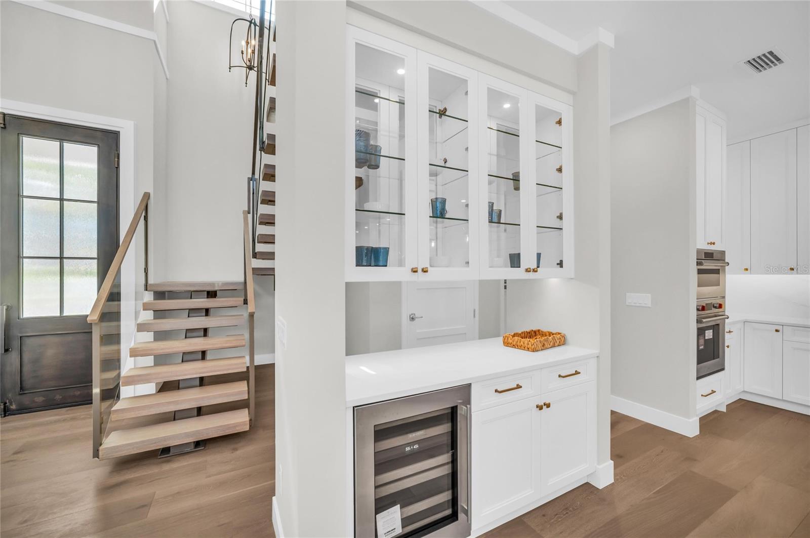 A4676686 Property Photo