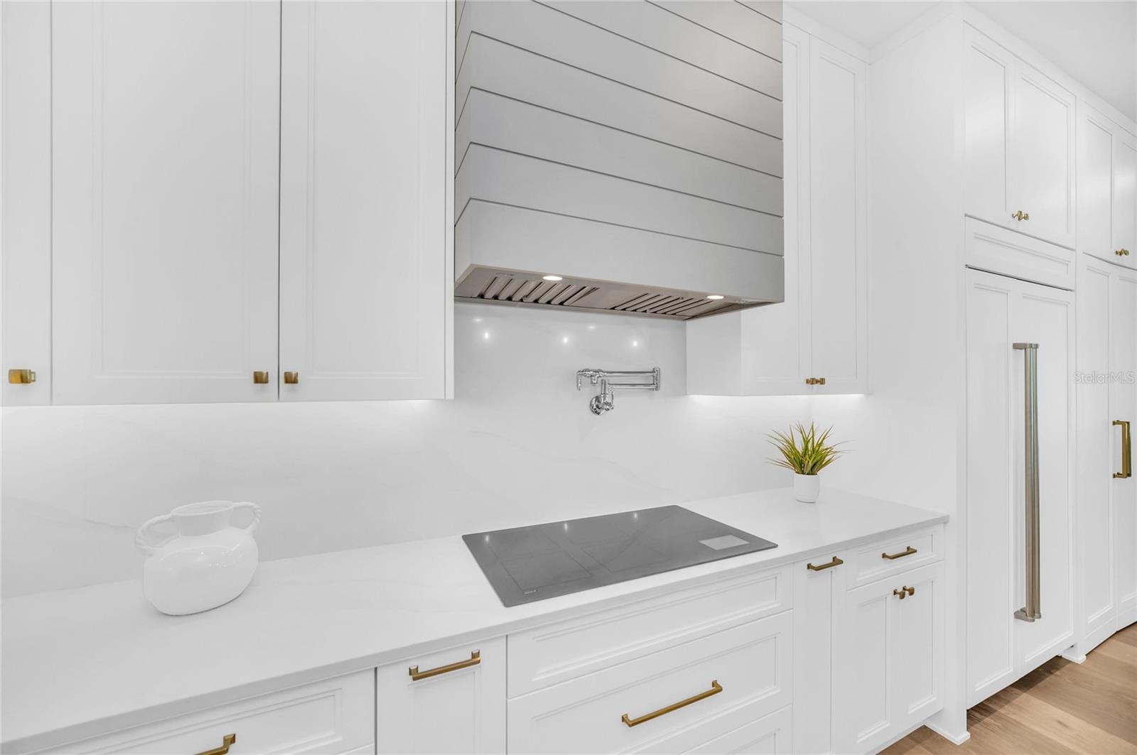 A4676686 Property Photo