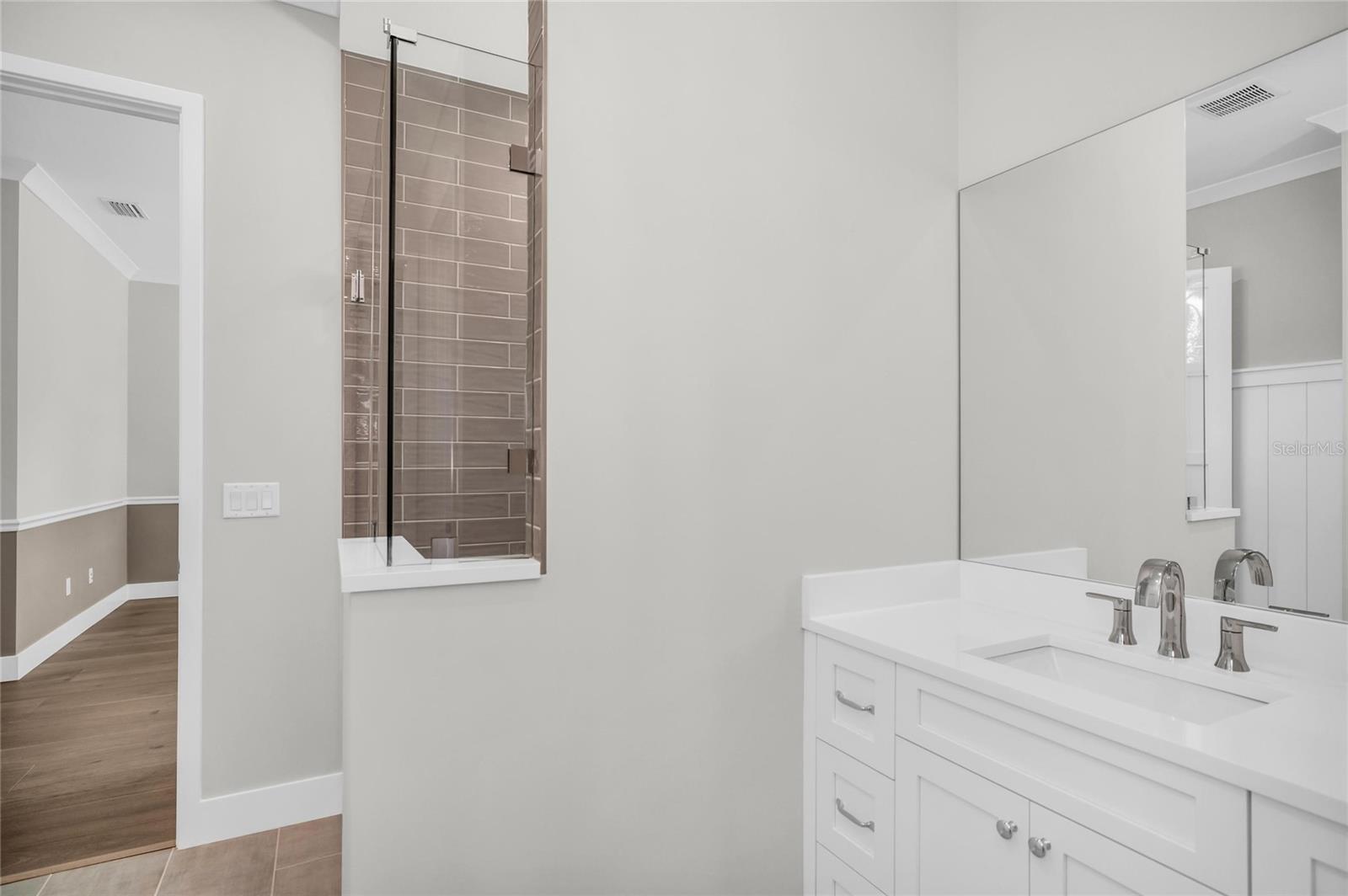 A4676686 Property Photo