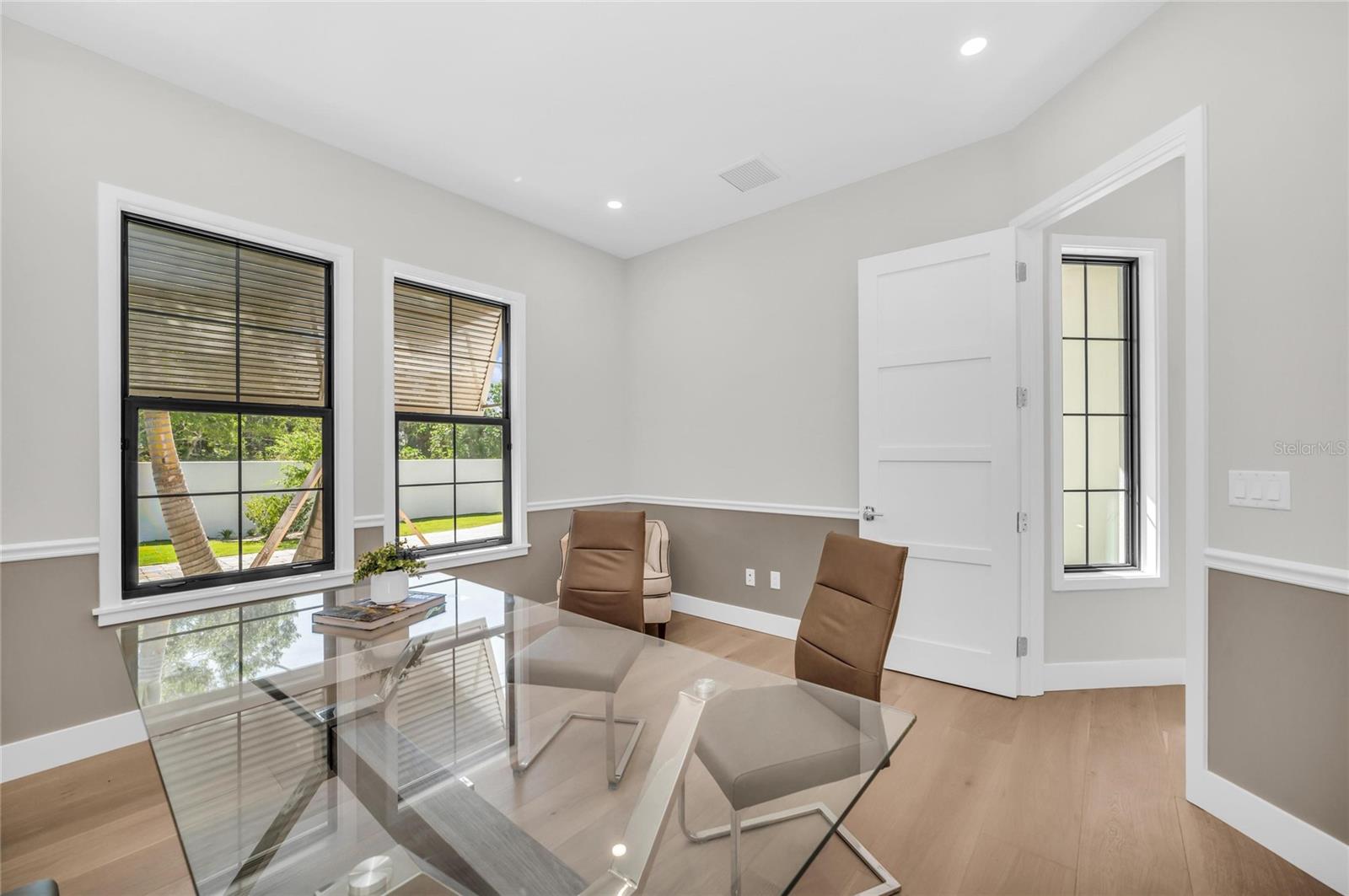 A4676686 Property Photo