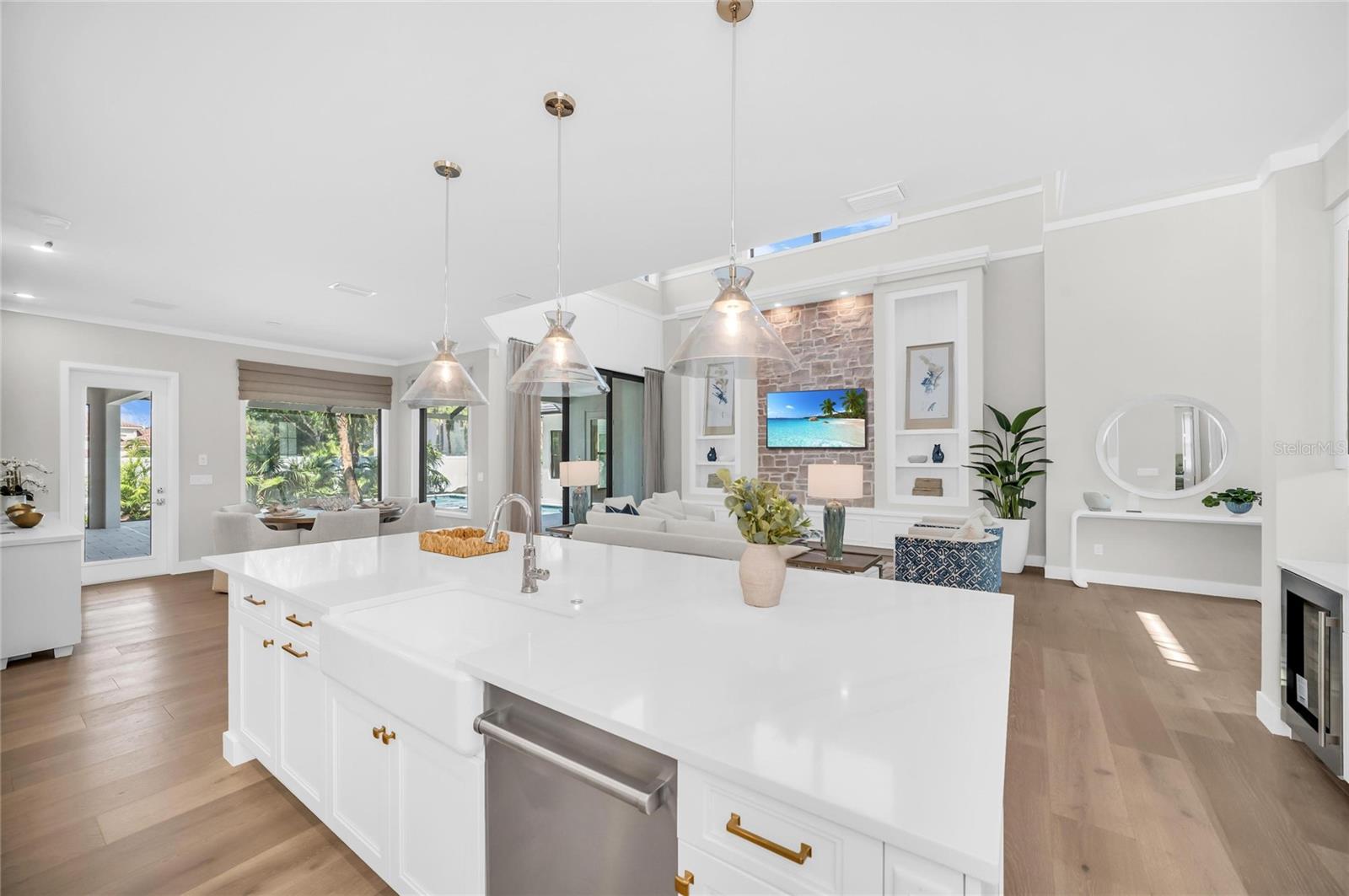 A4676686 Property Photo