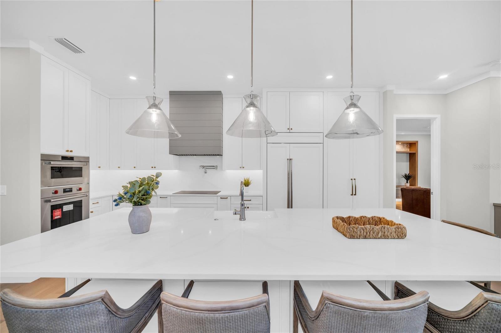 A4676686 Property Photo