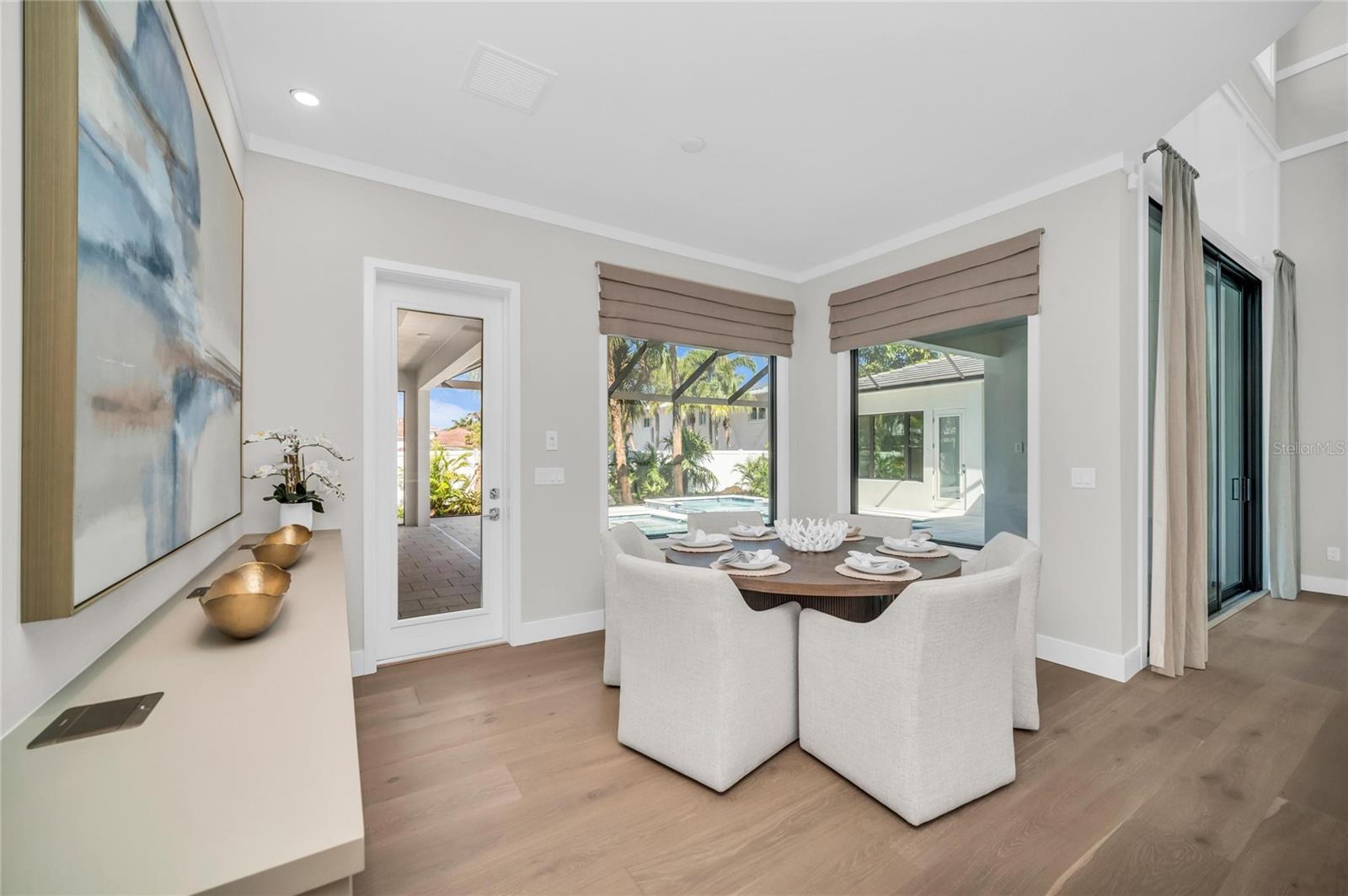 A4676686 Property Photo