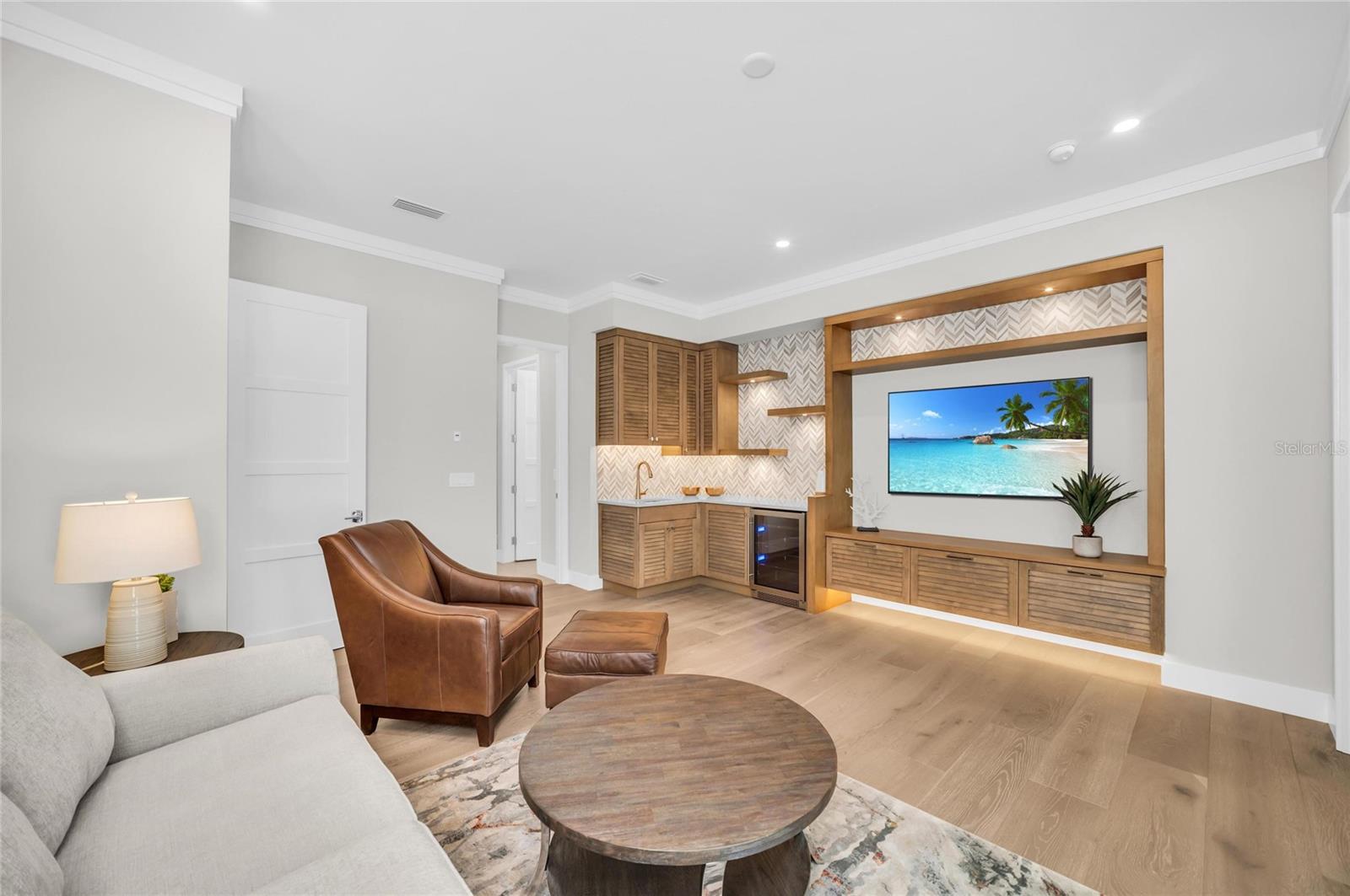 A4676686 Property Photo