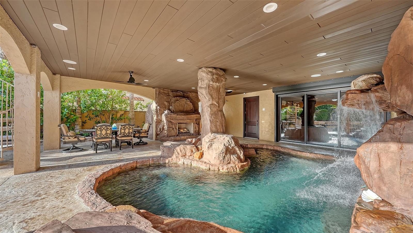 A4676858 Property Photo