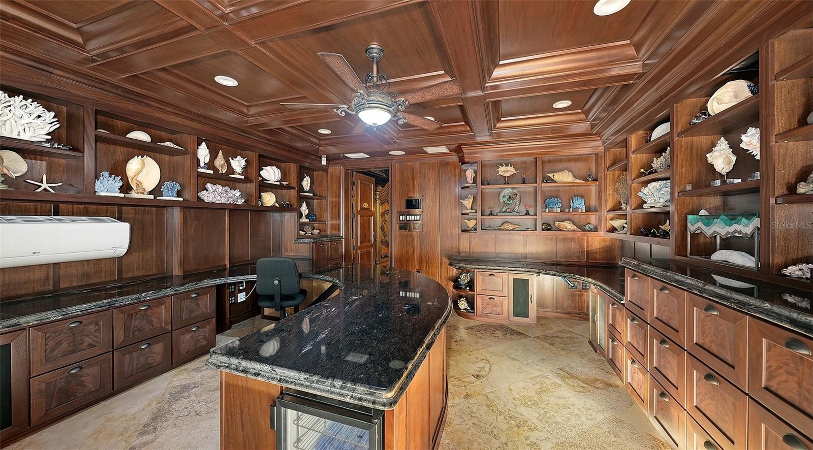 A4676858 Property Photo