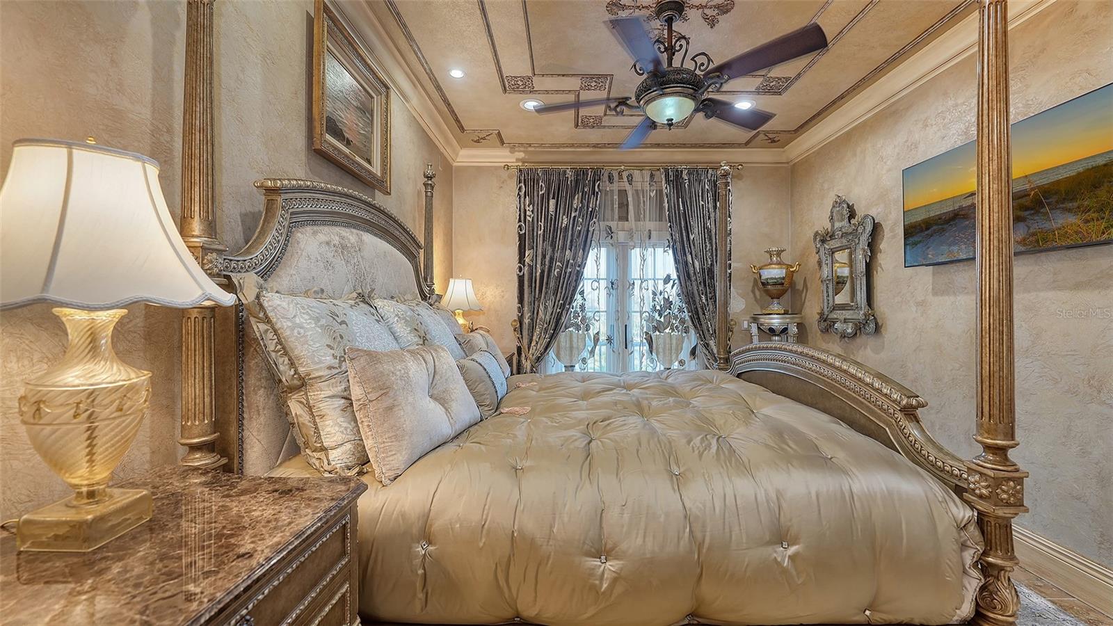 A4676858 Property Photo