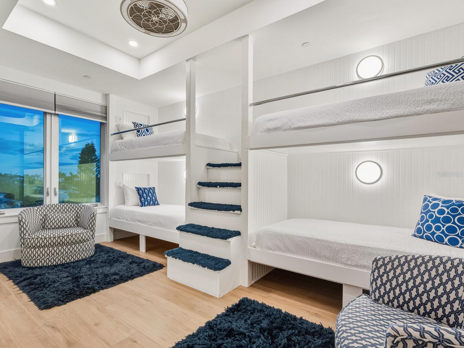 A4677378 Property Photo