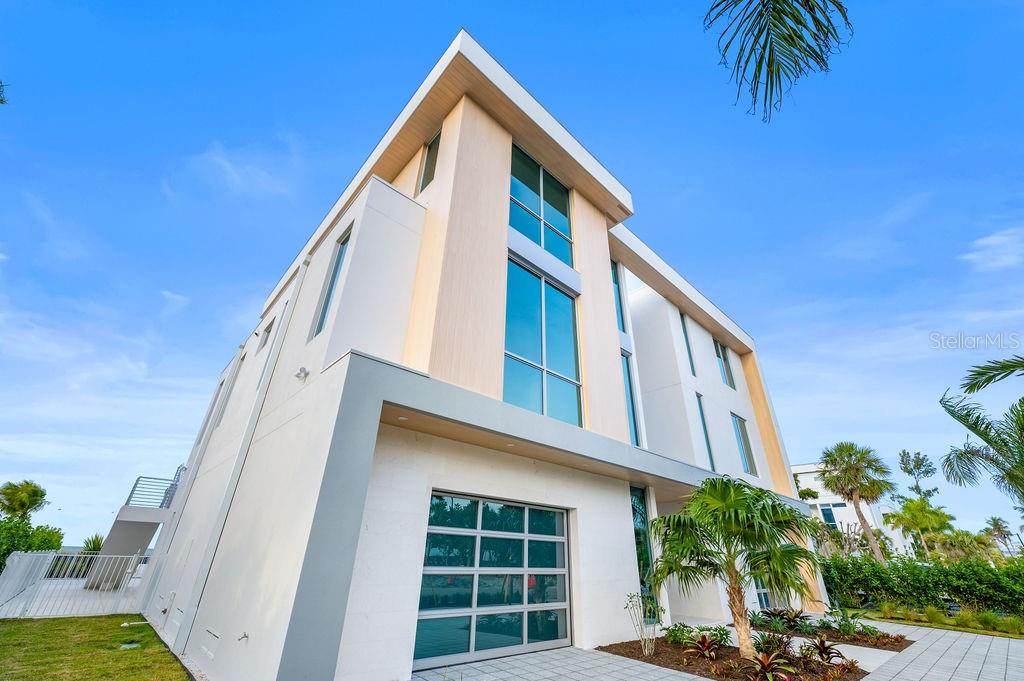 A4677413 Property Photo