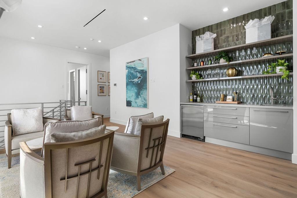 A4677413 Property Photo