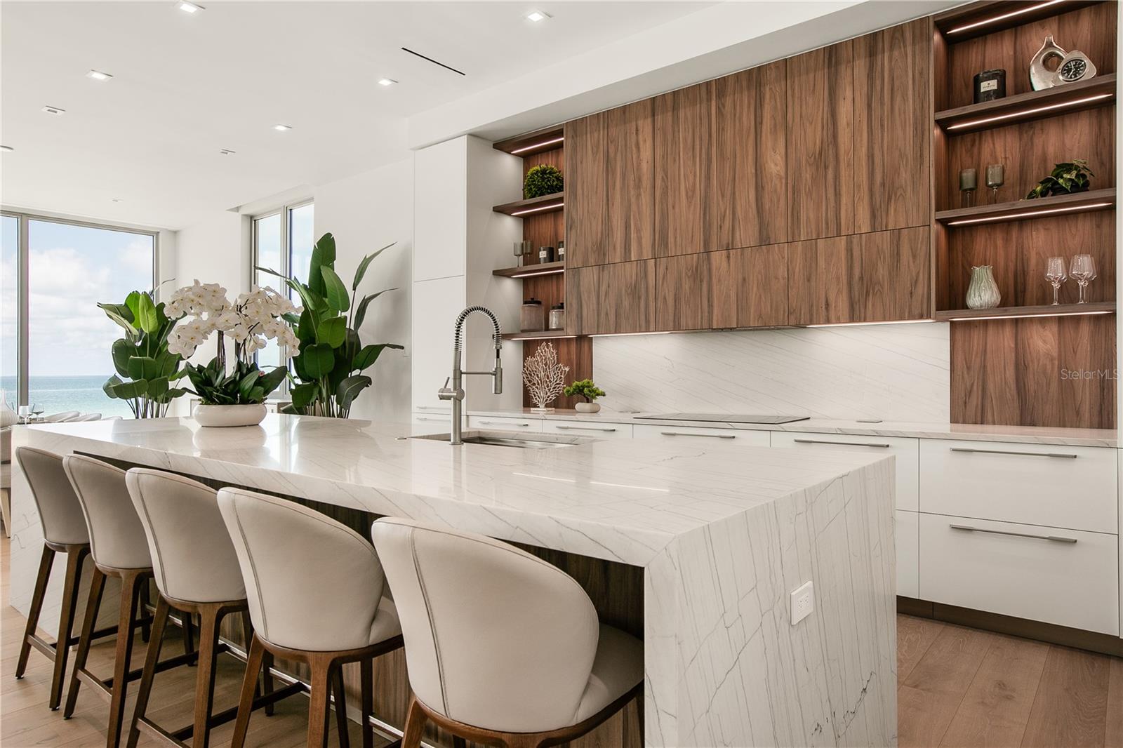 A4677413 Property Photo