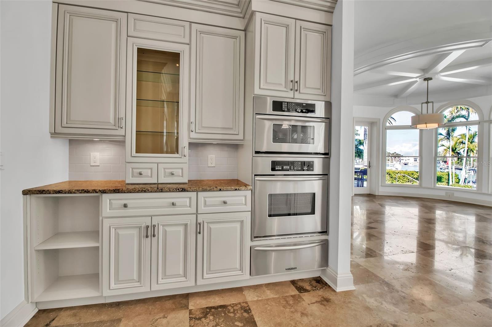 A4677509 Property Photo