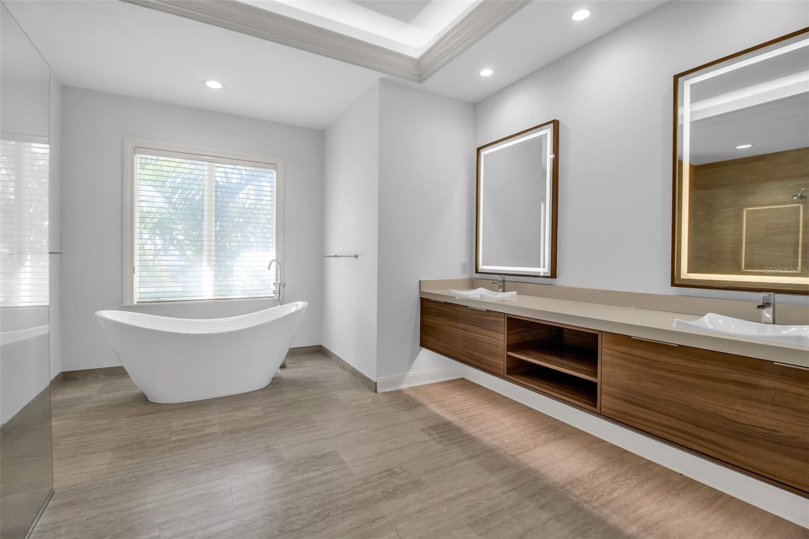 A4677509 Property Photo