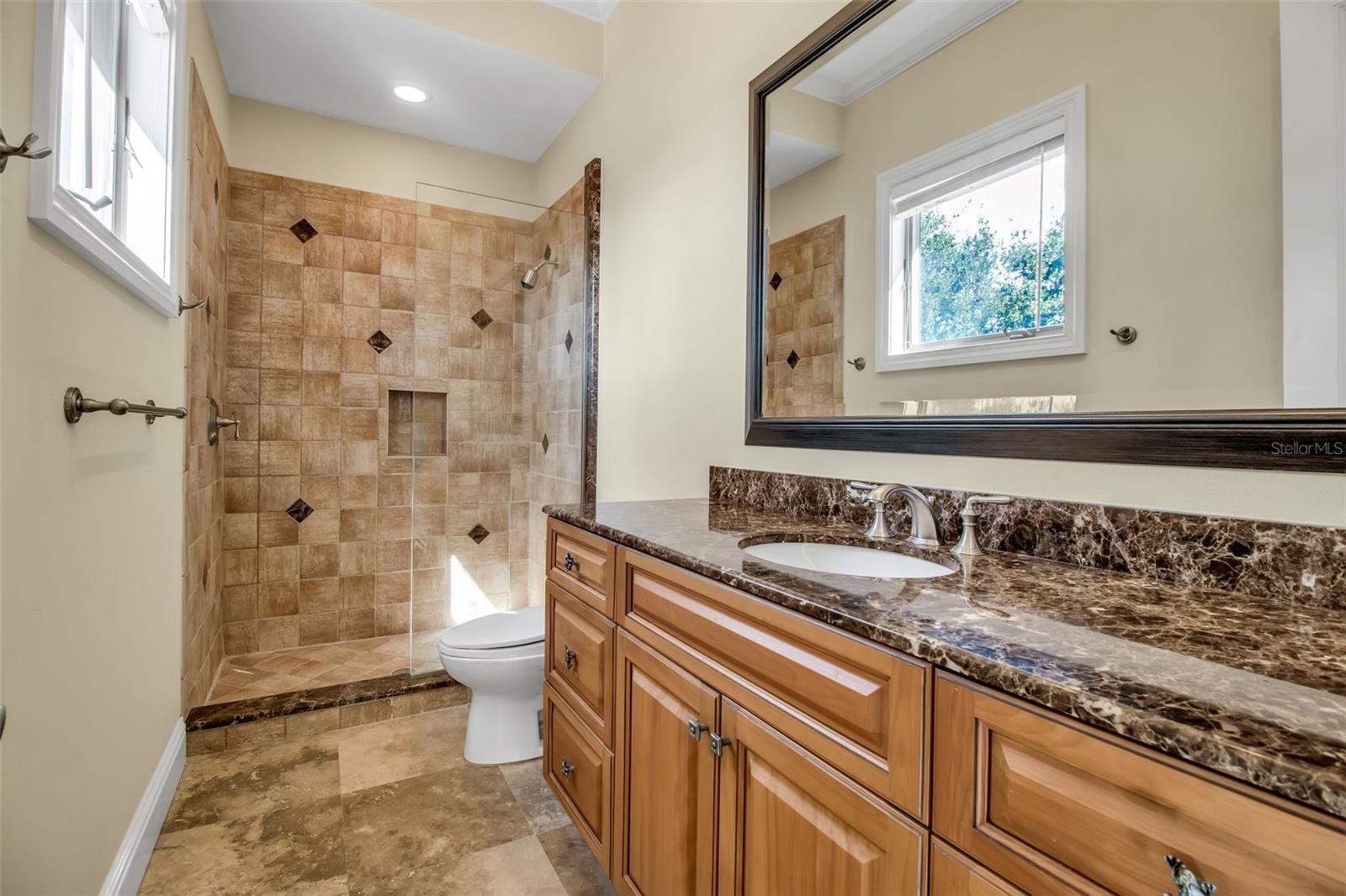 A4677509 Property Photo
