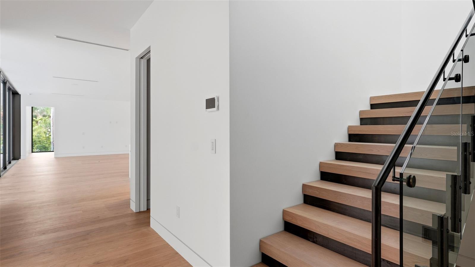 A4677821 Property Photo