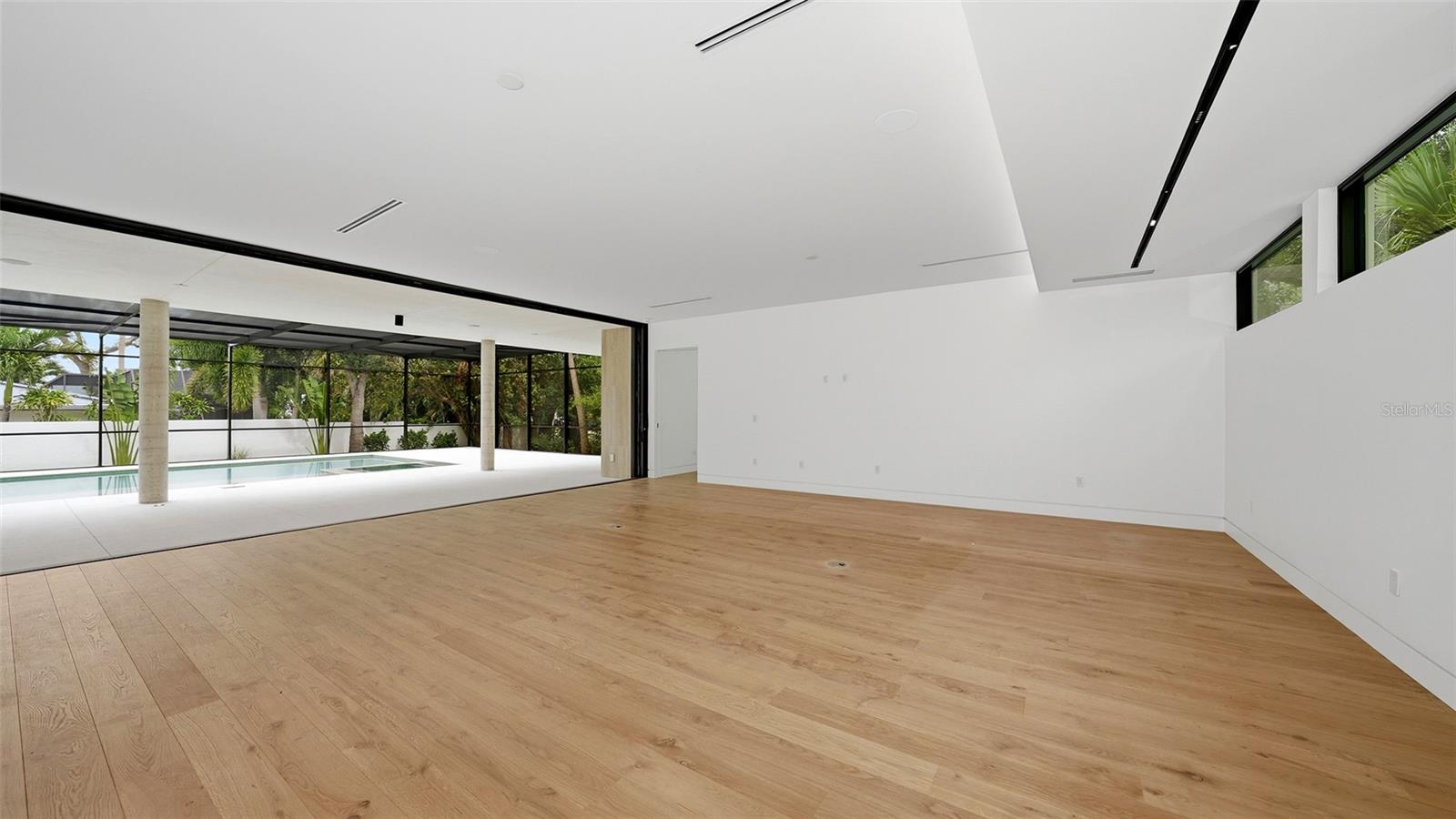 A4677821 Property Photo