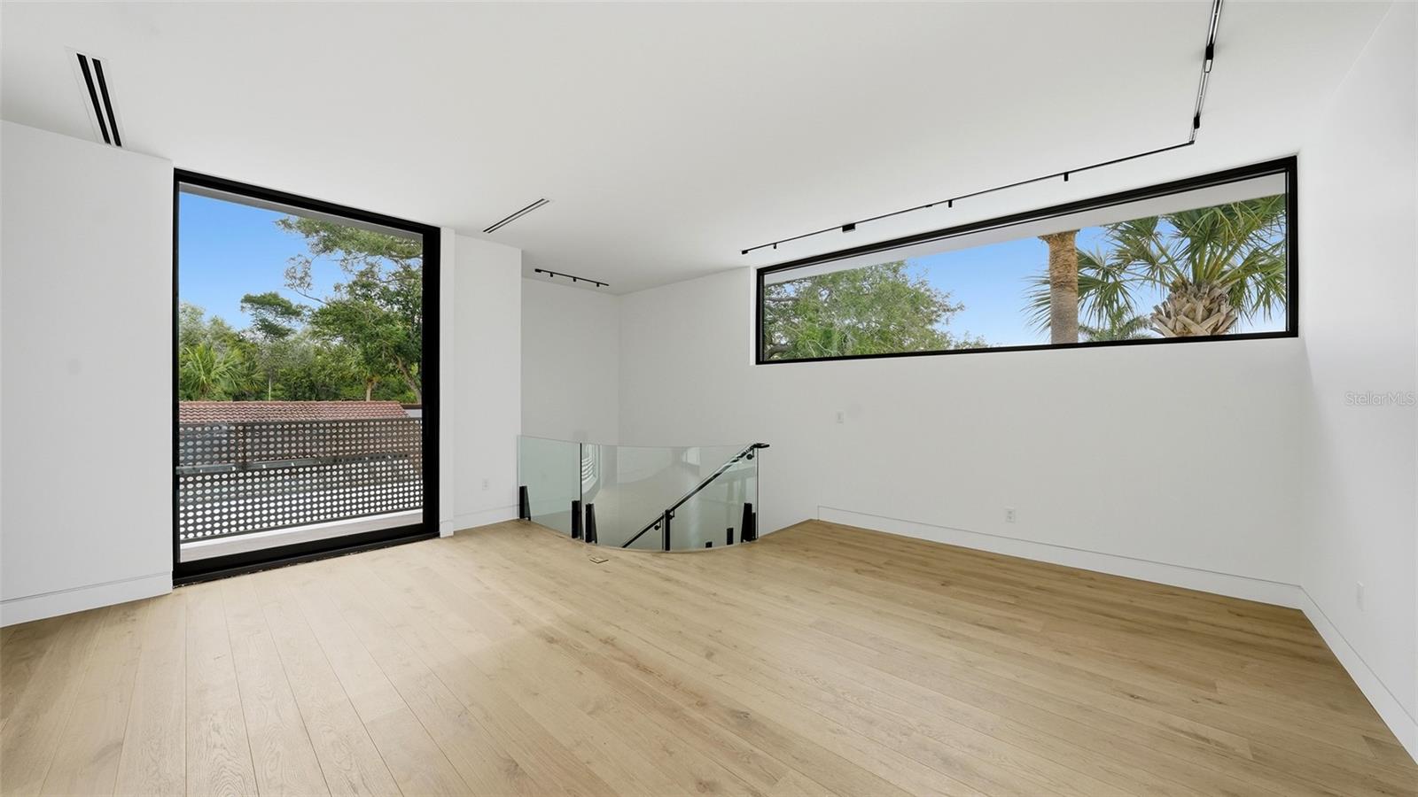 A4677821 Property Photo