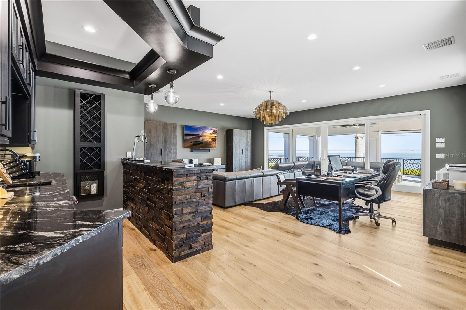 A4677883 Property Photo