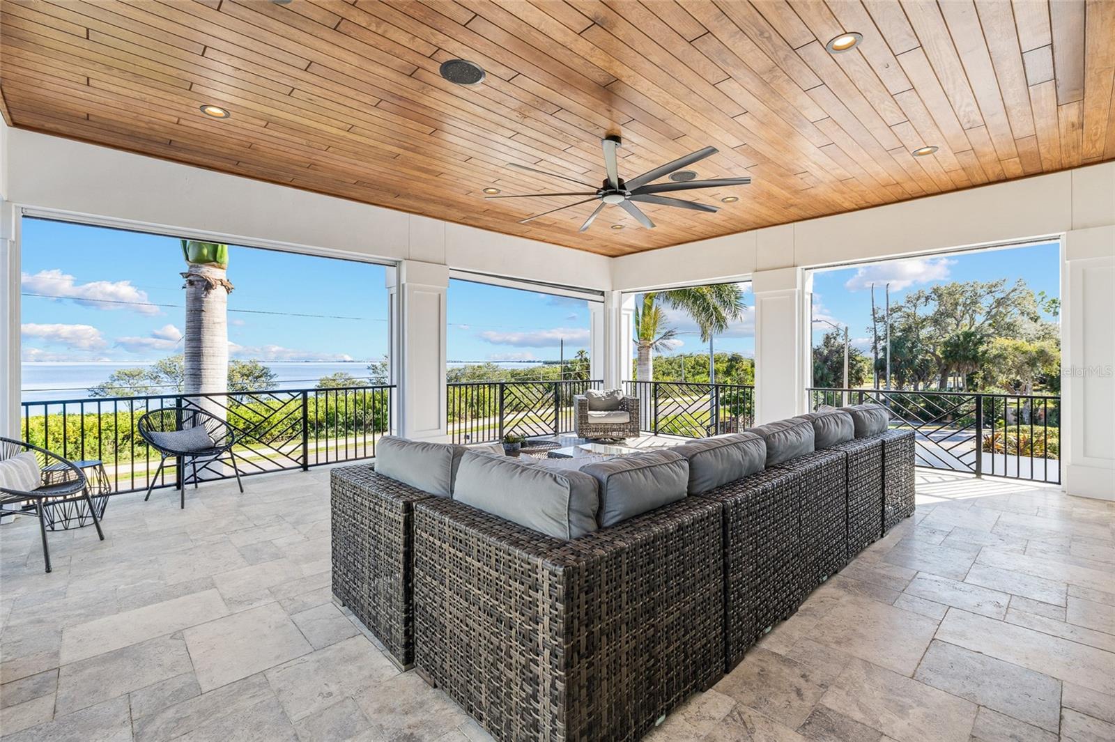A4677883 Property Photo
