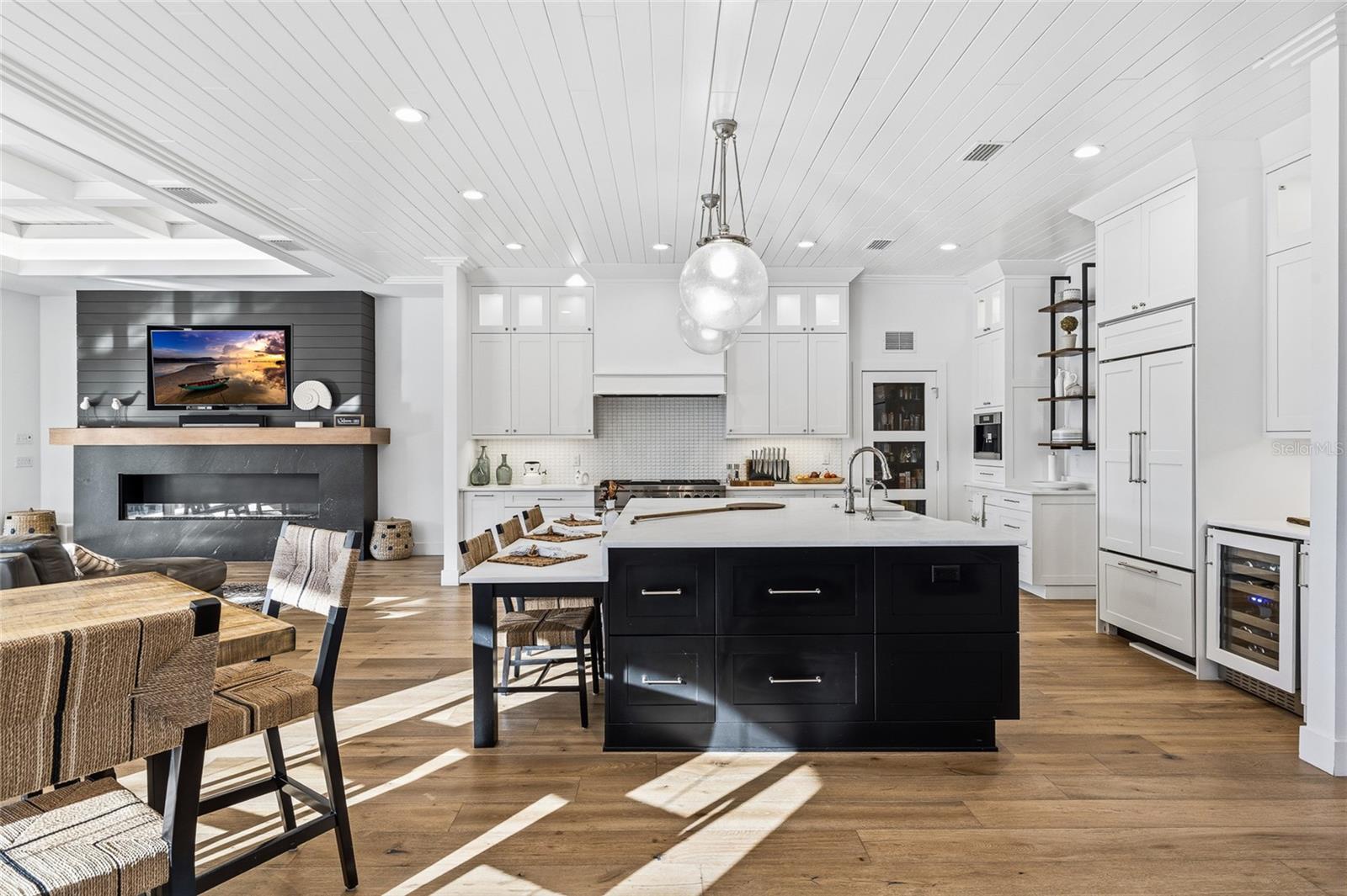 A4677883 Property Photo