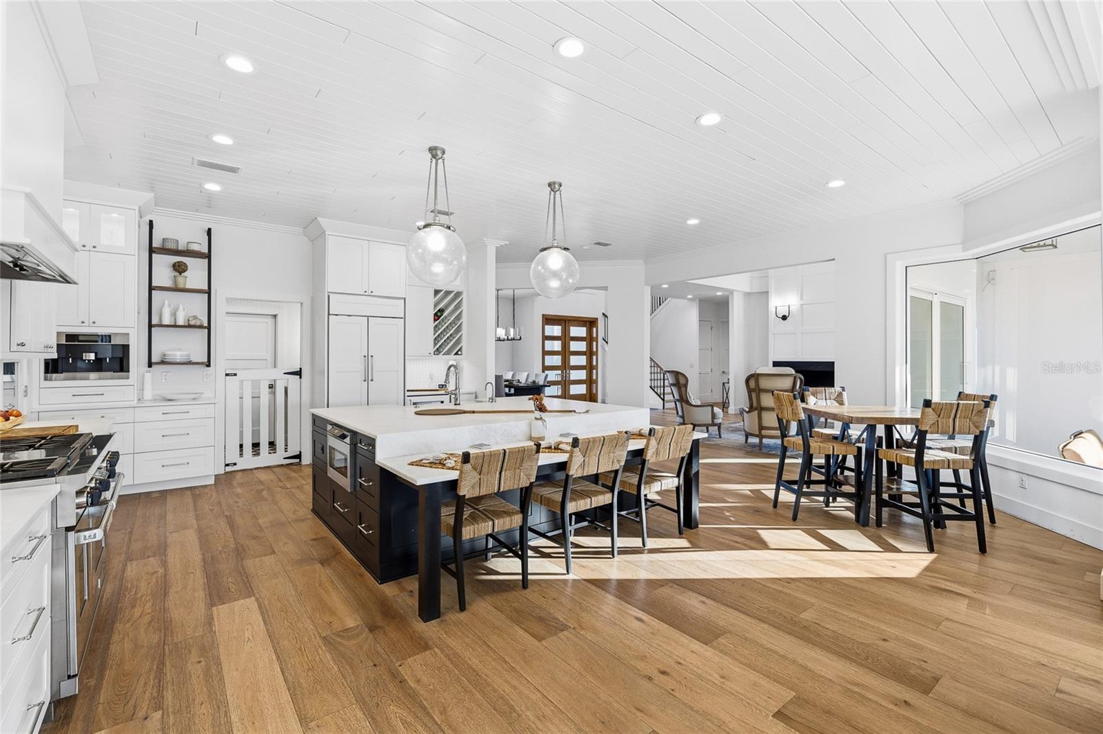 A4677883 Property Photo