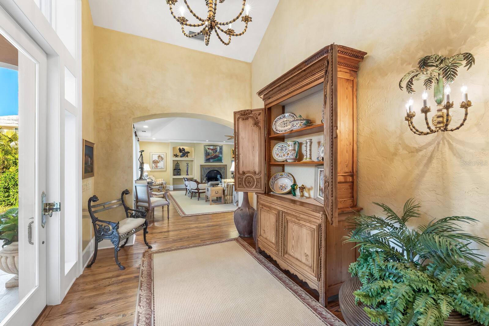 D6145548 Property Photo