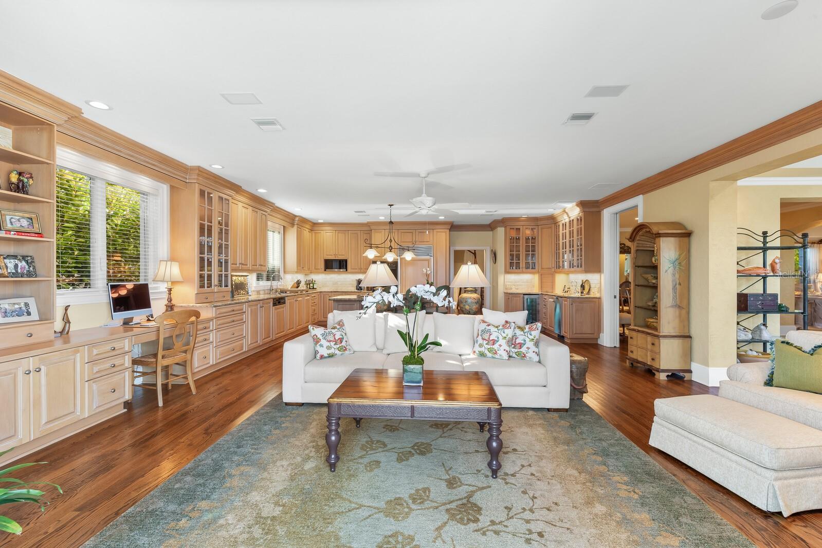 D6145548 Property Photo
