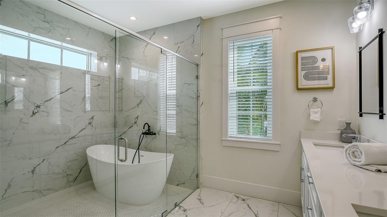 A4678111 Property Photo