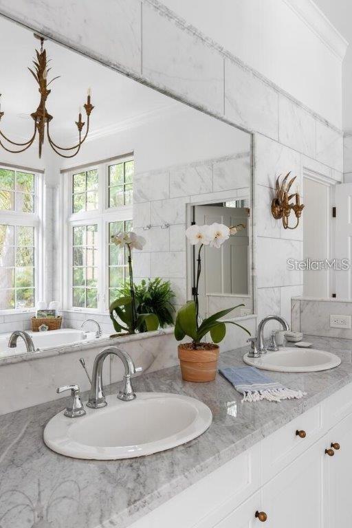 A4678538 Property Photo