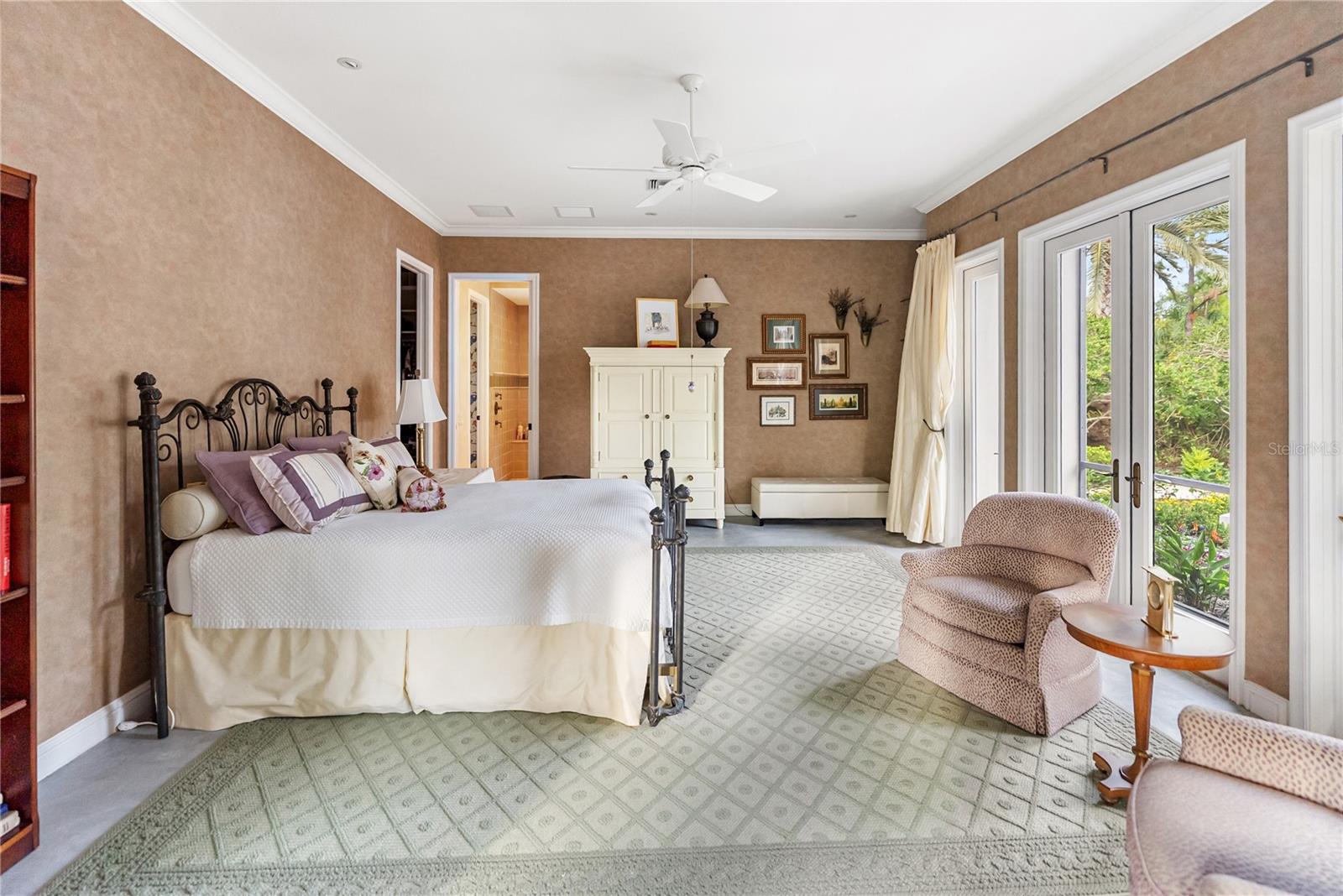 A4679067 Property Photo