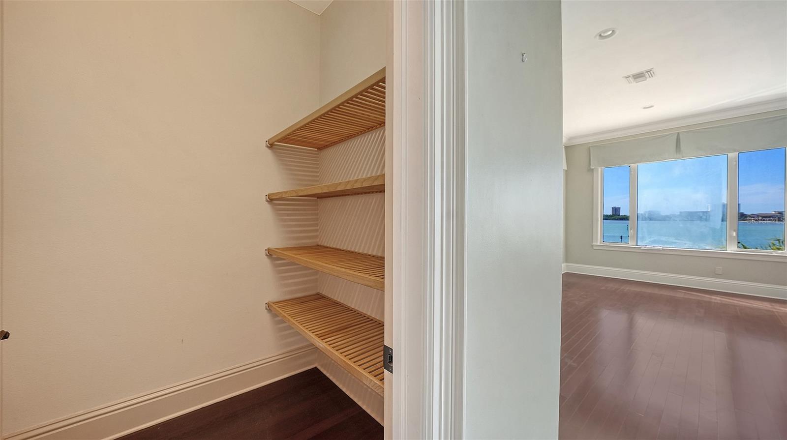 A4679610 Property Photo