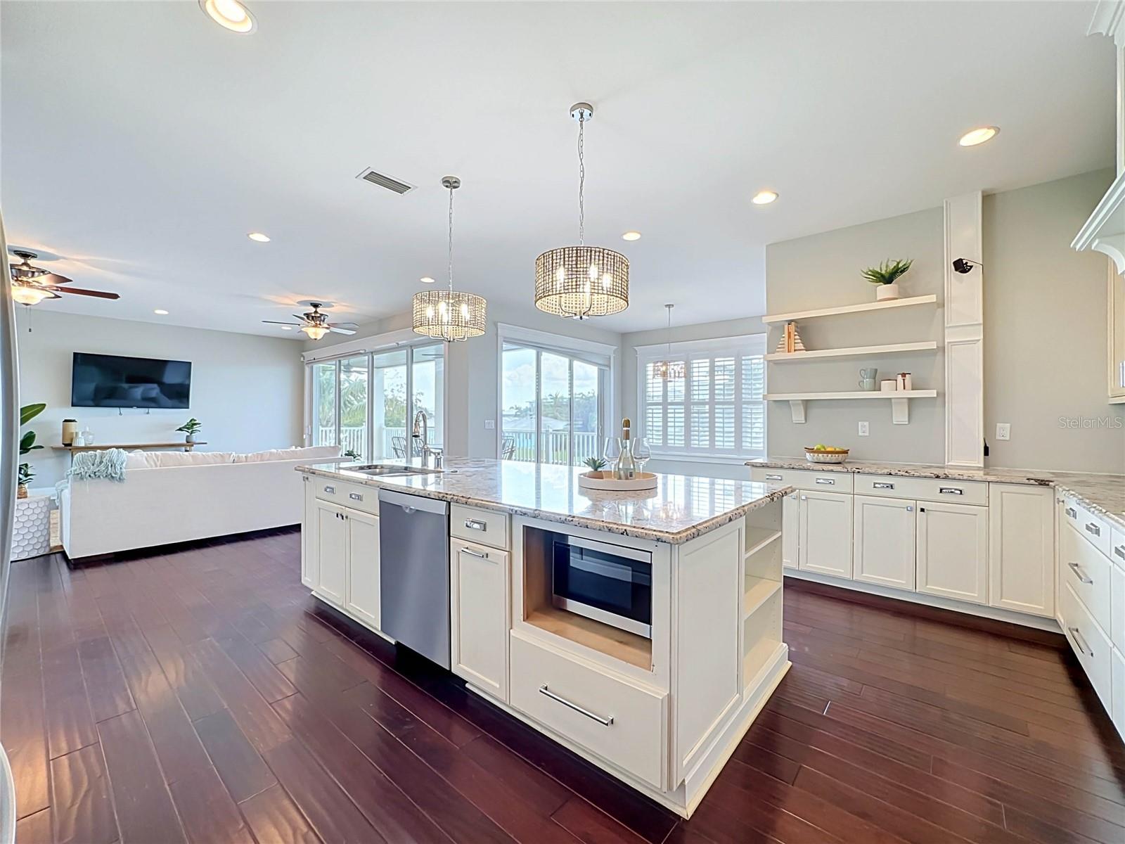 A4680377 Property Photo