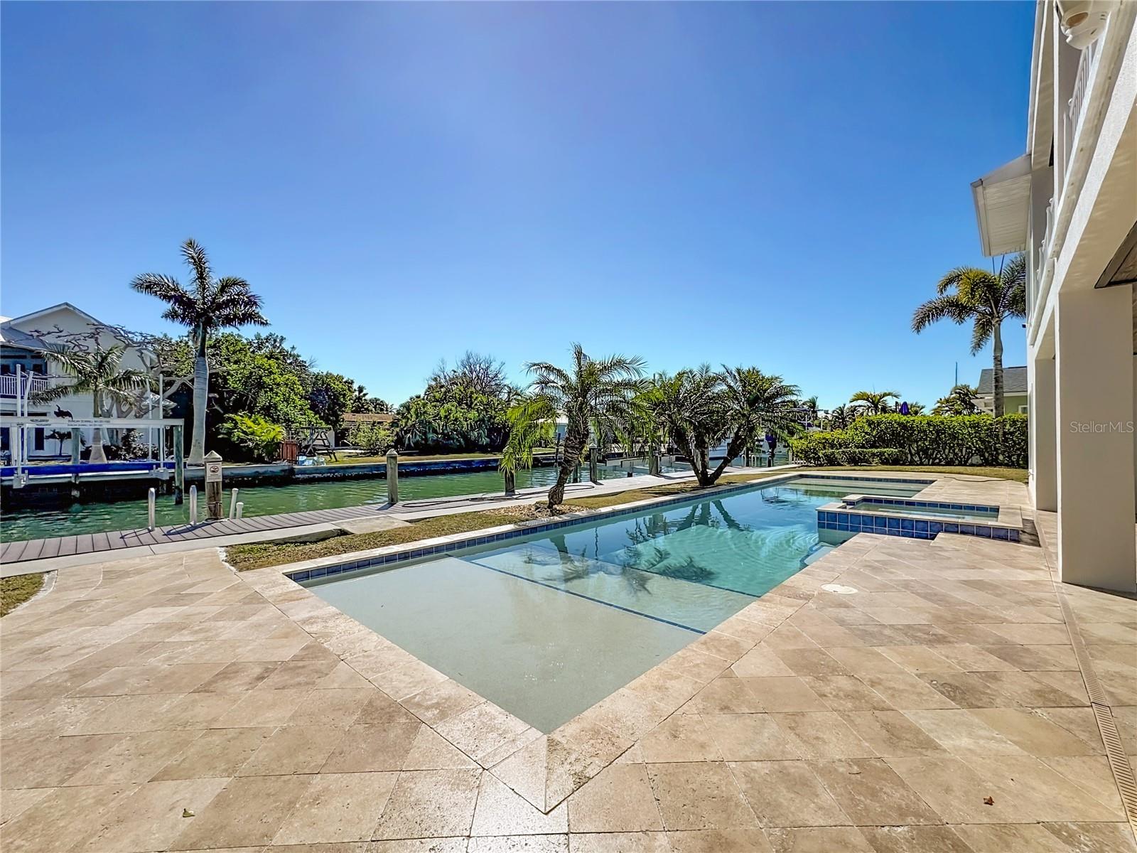 A4680377 Property Photo