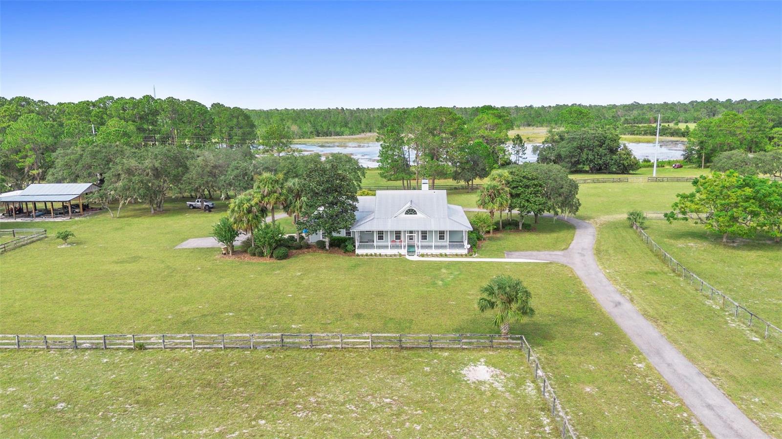 MLS# V4947070 Property Photo