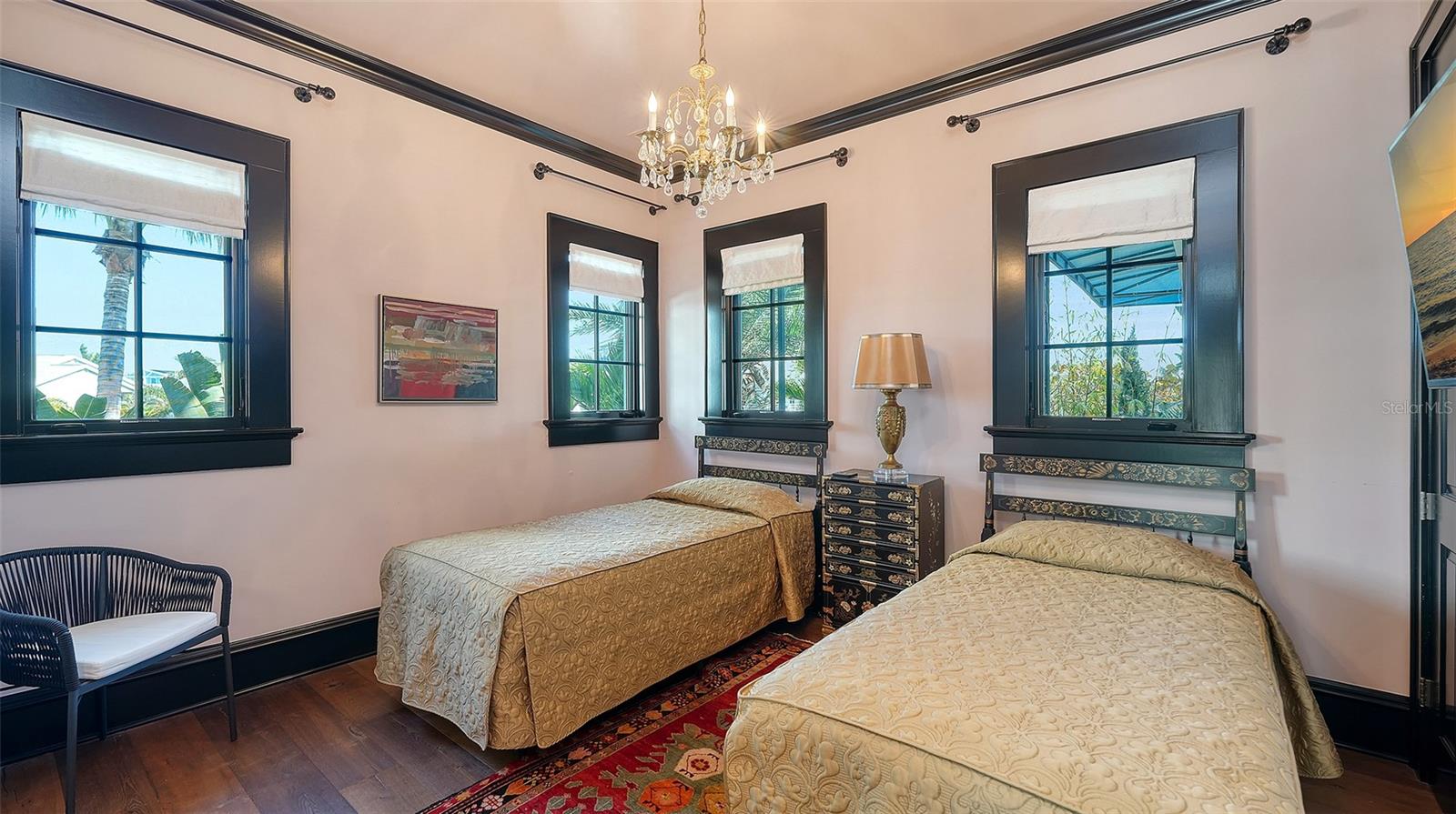 A4680603 Property Photo