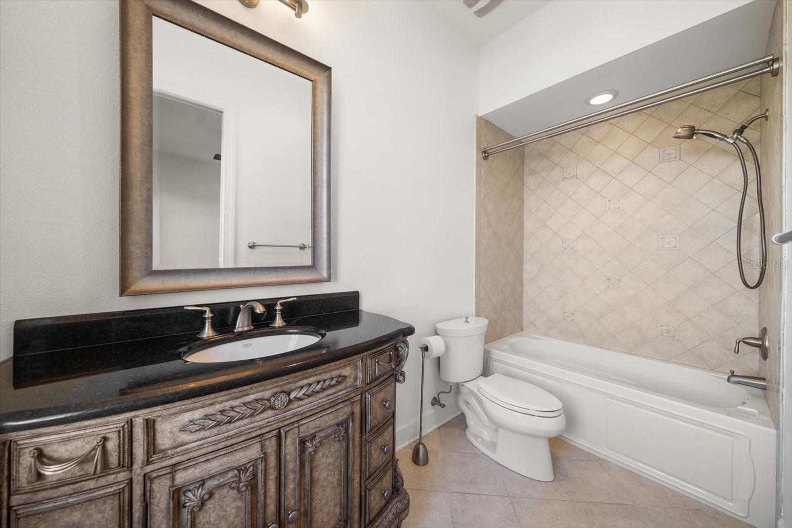 TB8470921 Property Photo