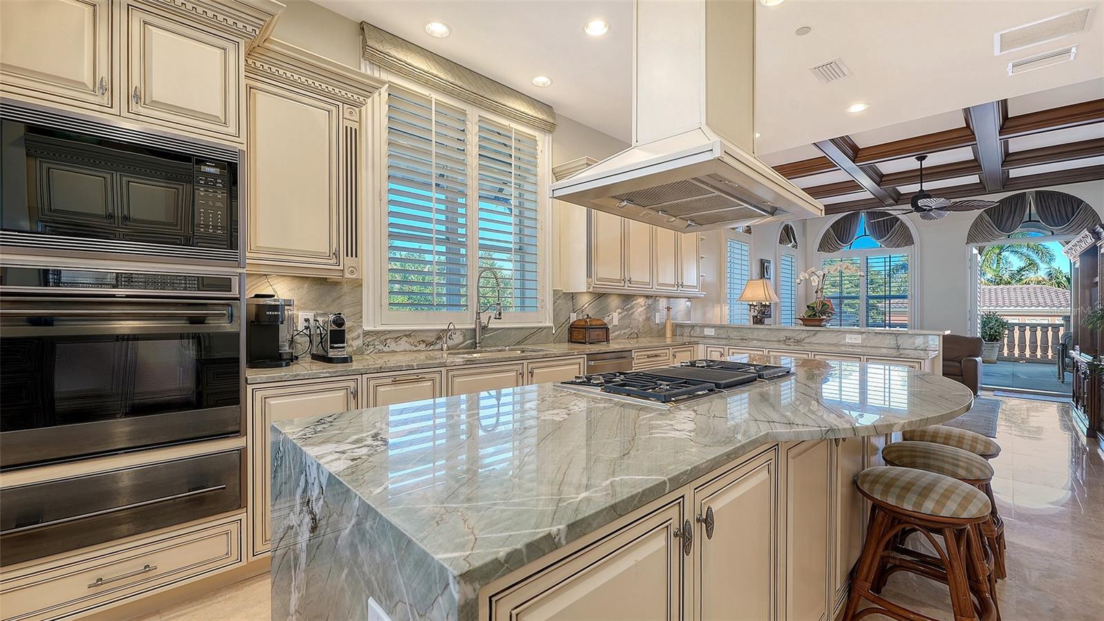 A4680618 Property Photo