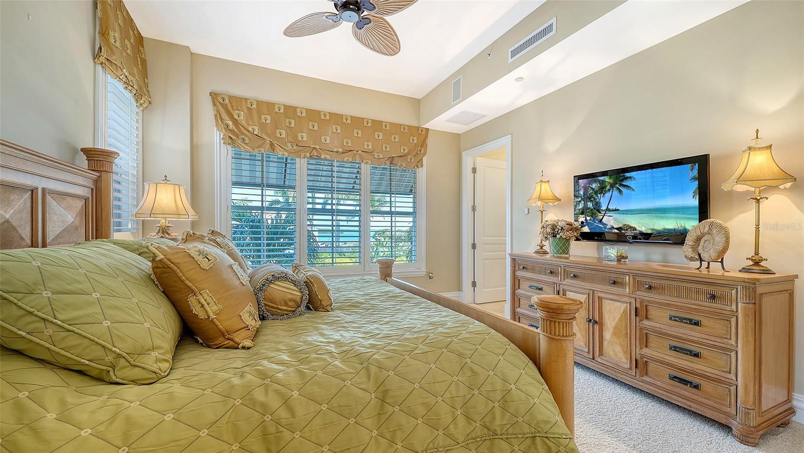 A4680618 Property Photo