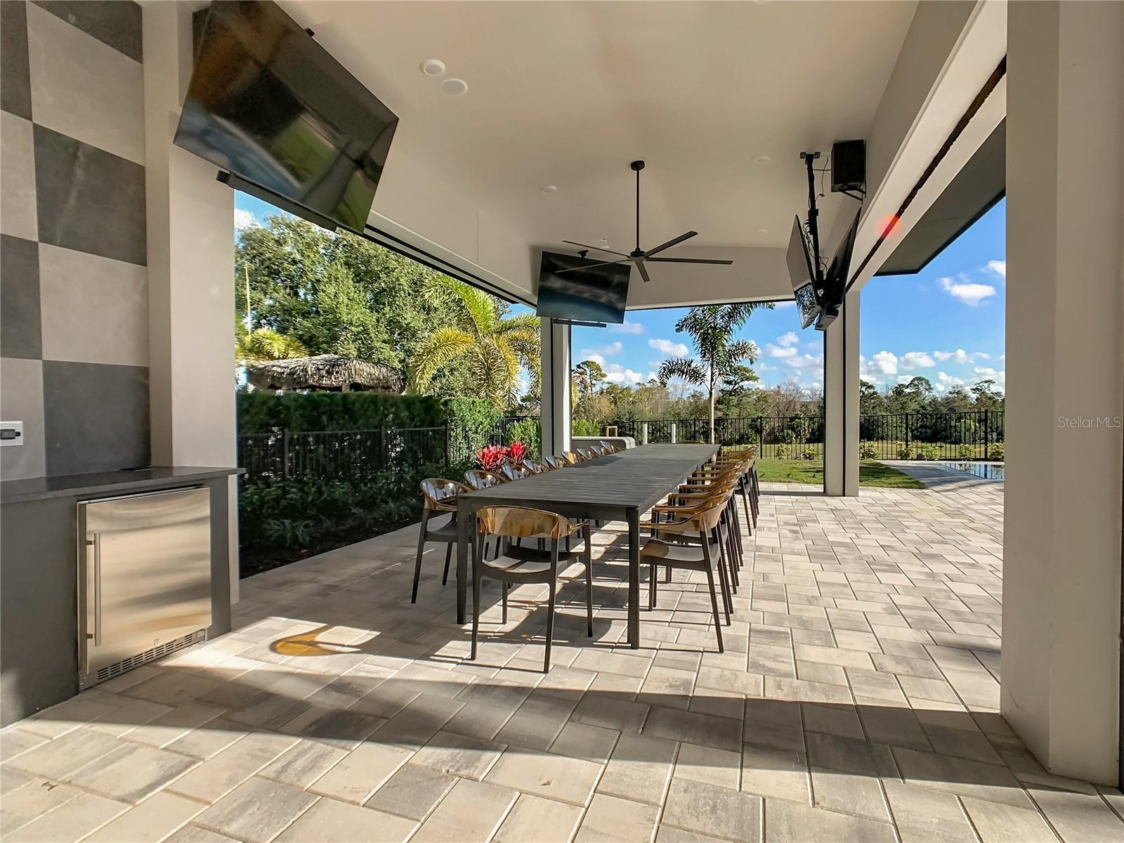 O6378786 Property Photo