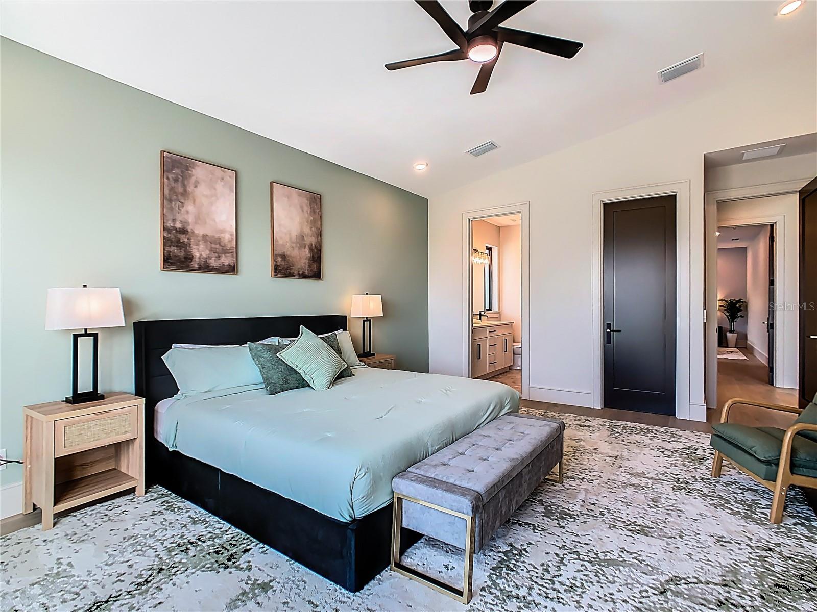 O6378786 Property Photo