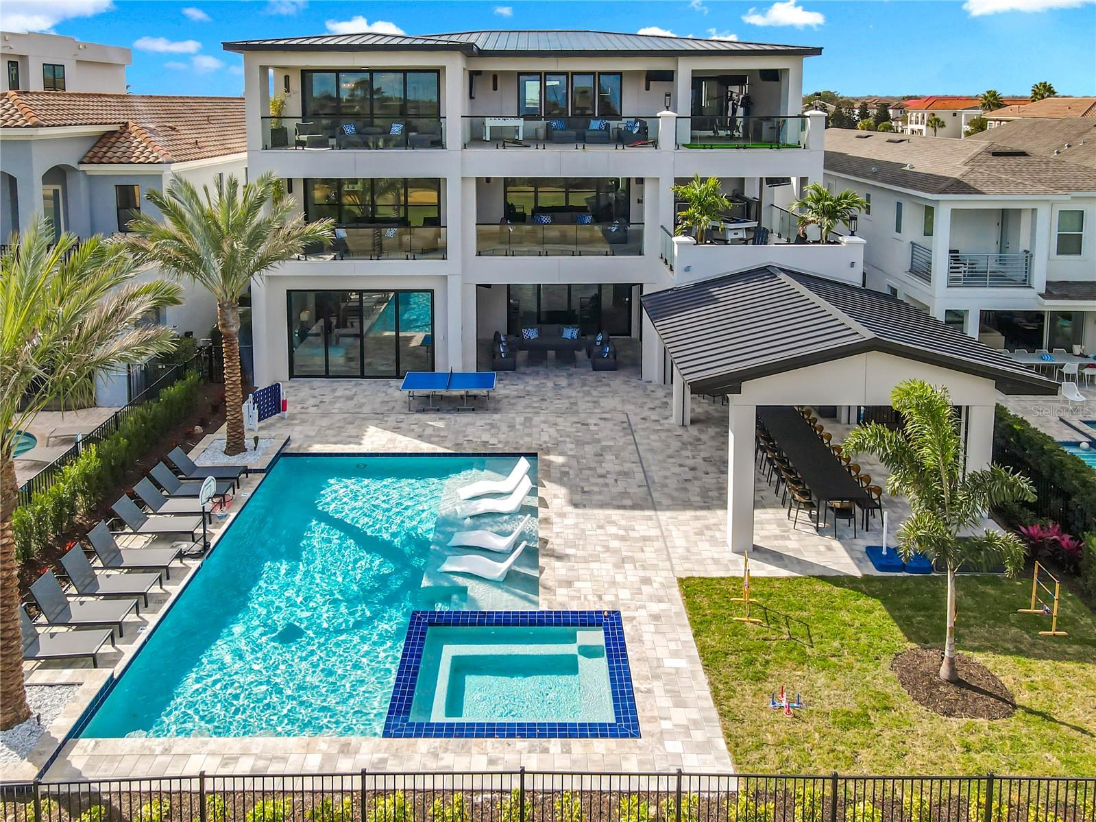O6378786 Property Photo