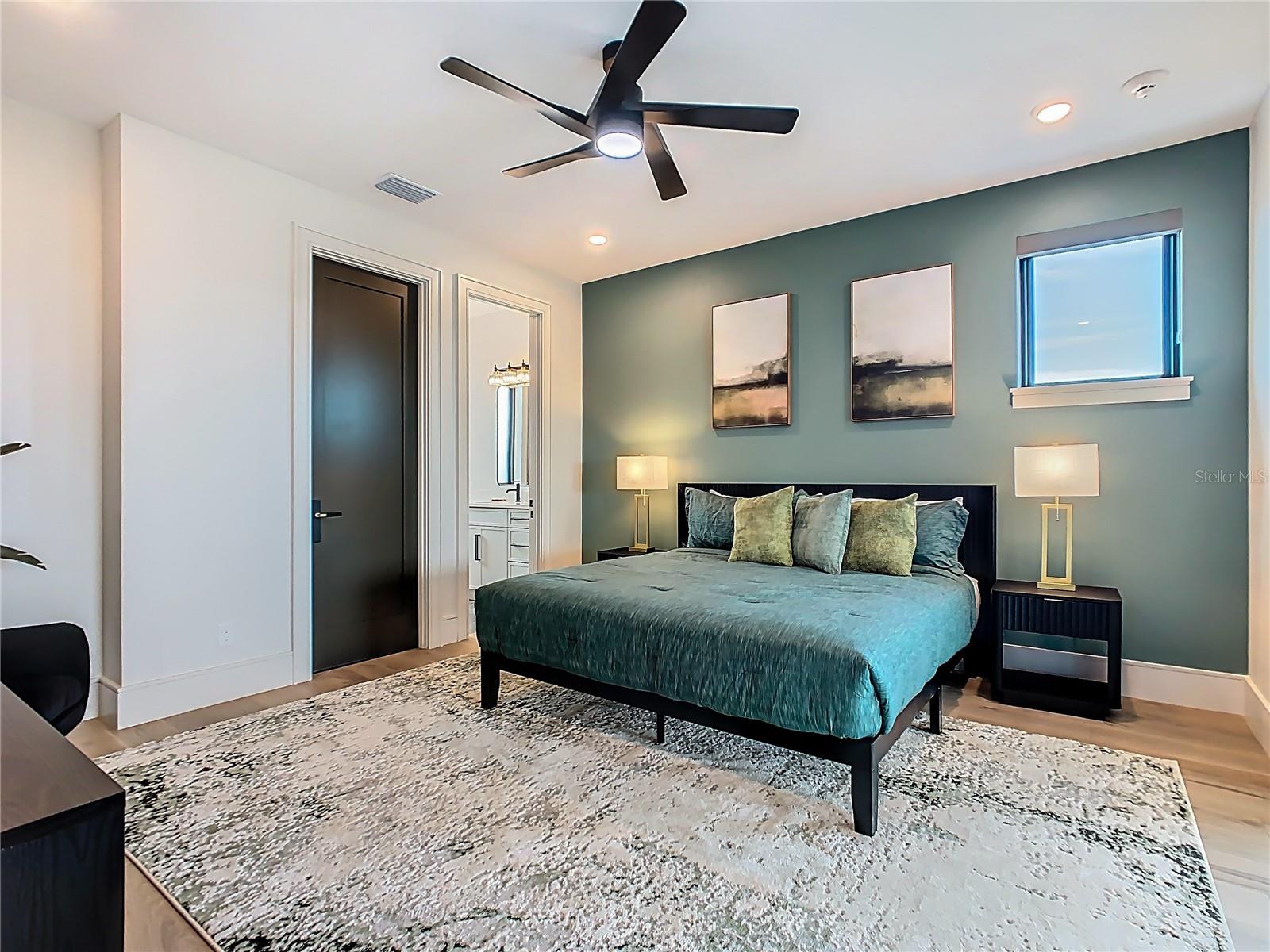 O6378786 Property Photo